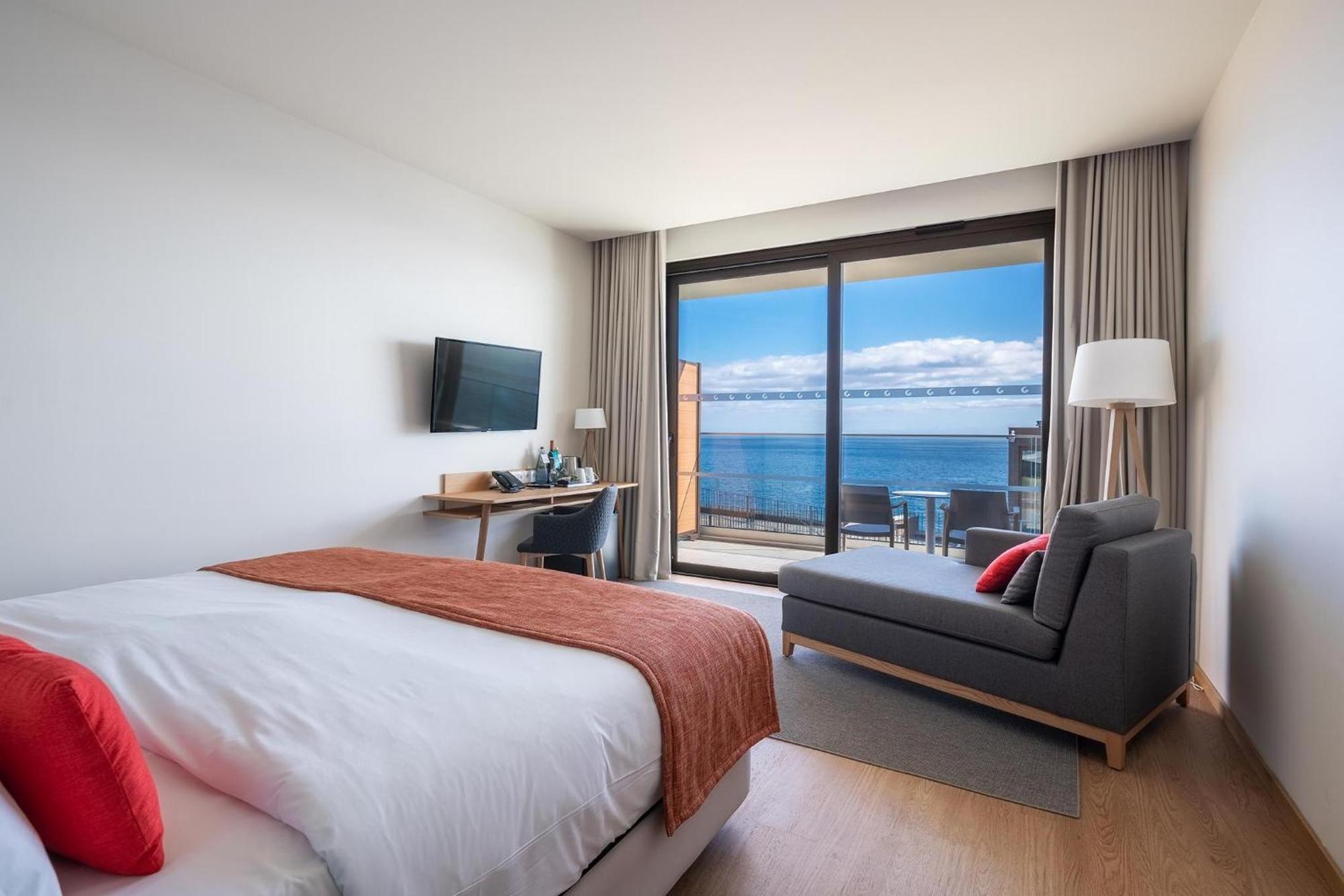 Quarto Twin Deluxe com Vista Mar
