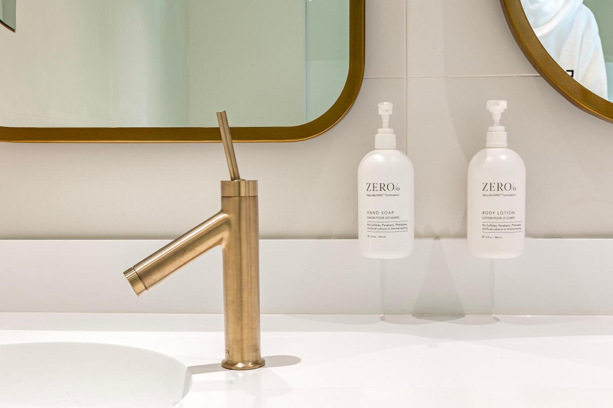 Suite with Sea View,1516400581:JPEG