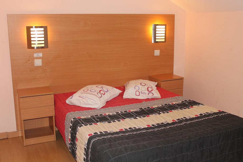 Tweepersoonskamer met Gedeelde Badkamer