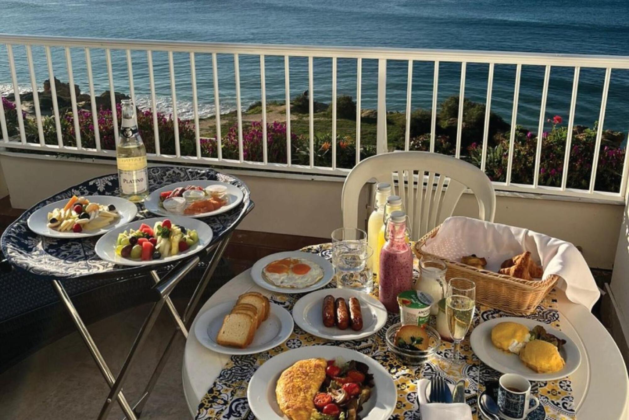 Suite Deluxe de 2 Quartos (2 Adultos + 2 Crianças)