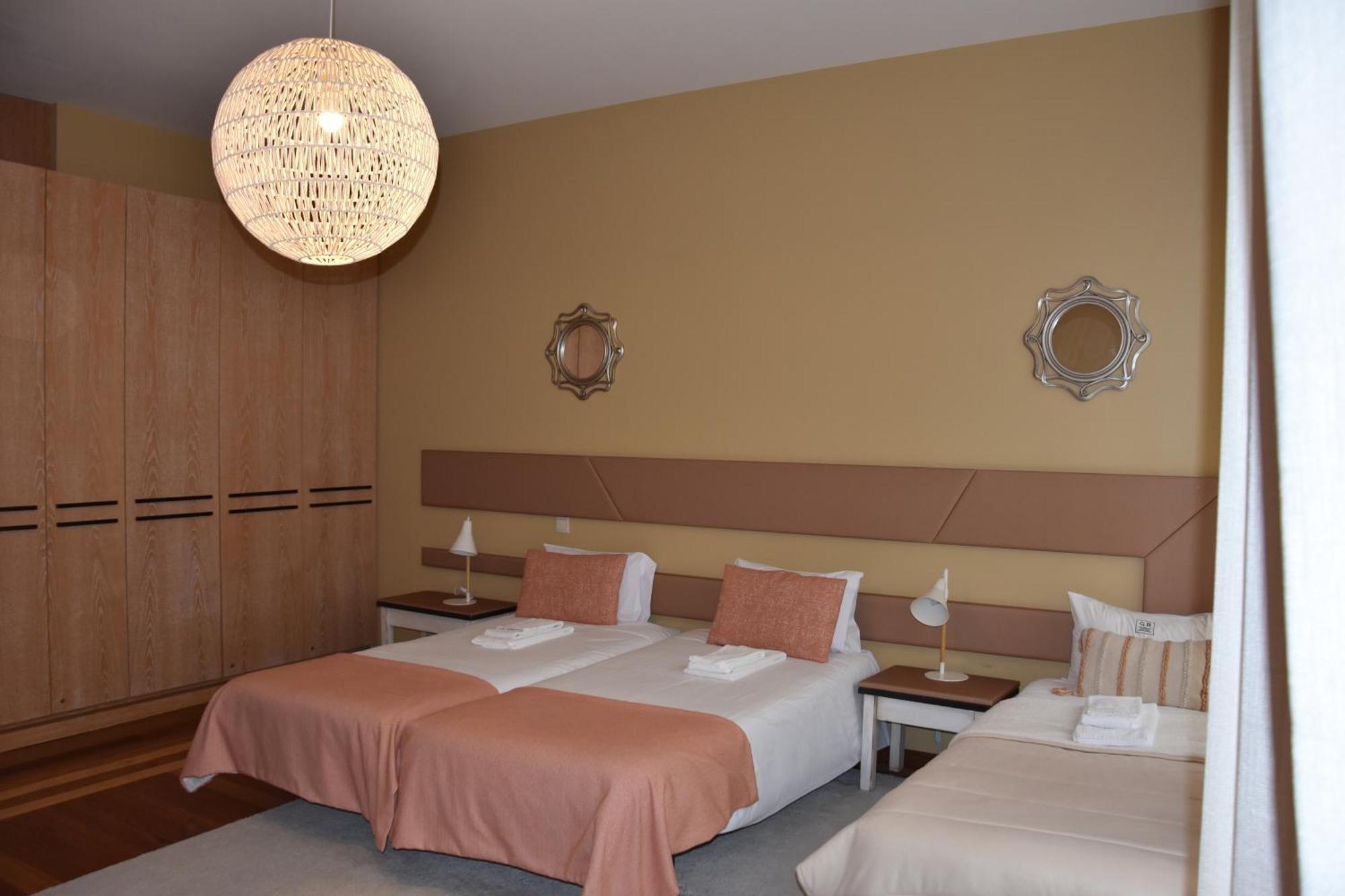 Deluxe Twin Room Street View