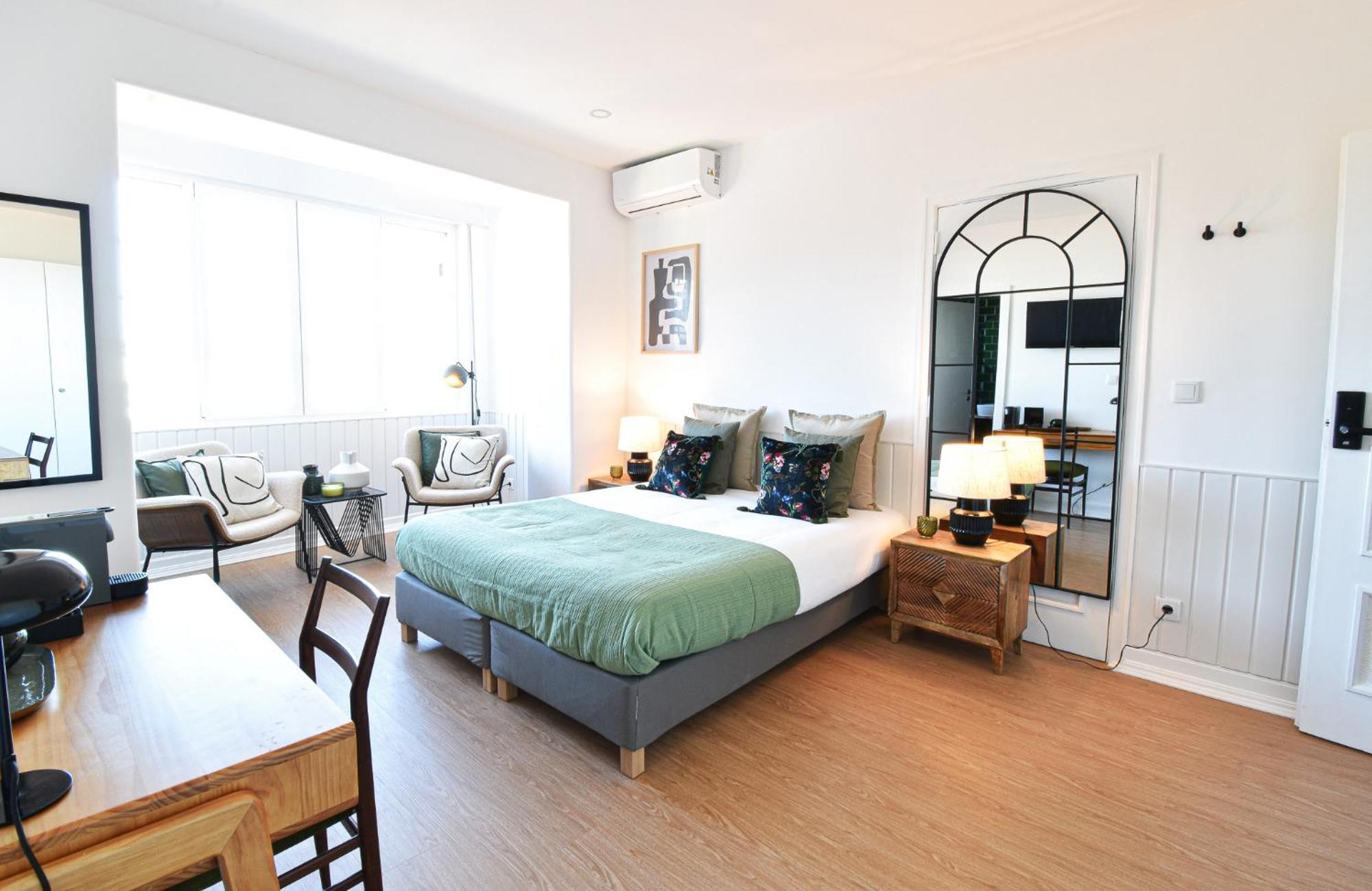 Deluxe Suite