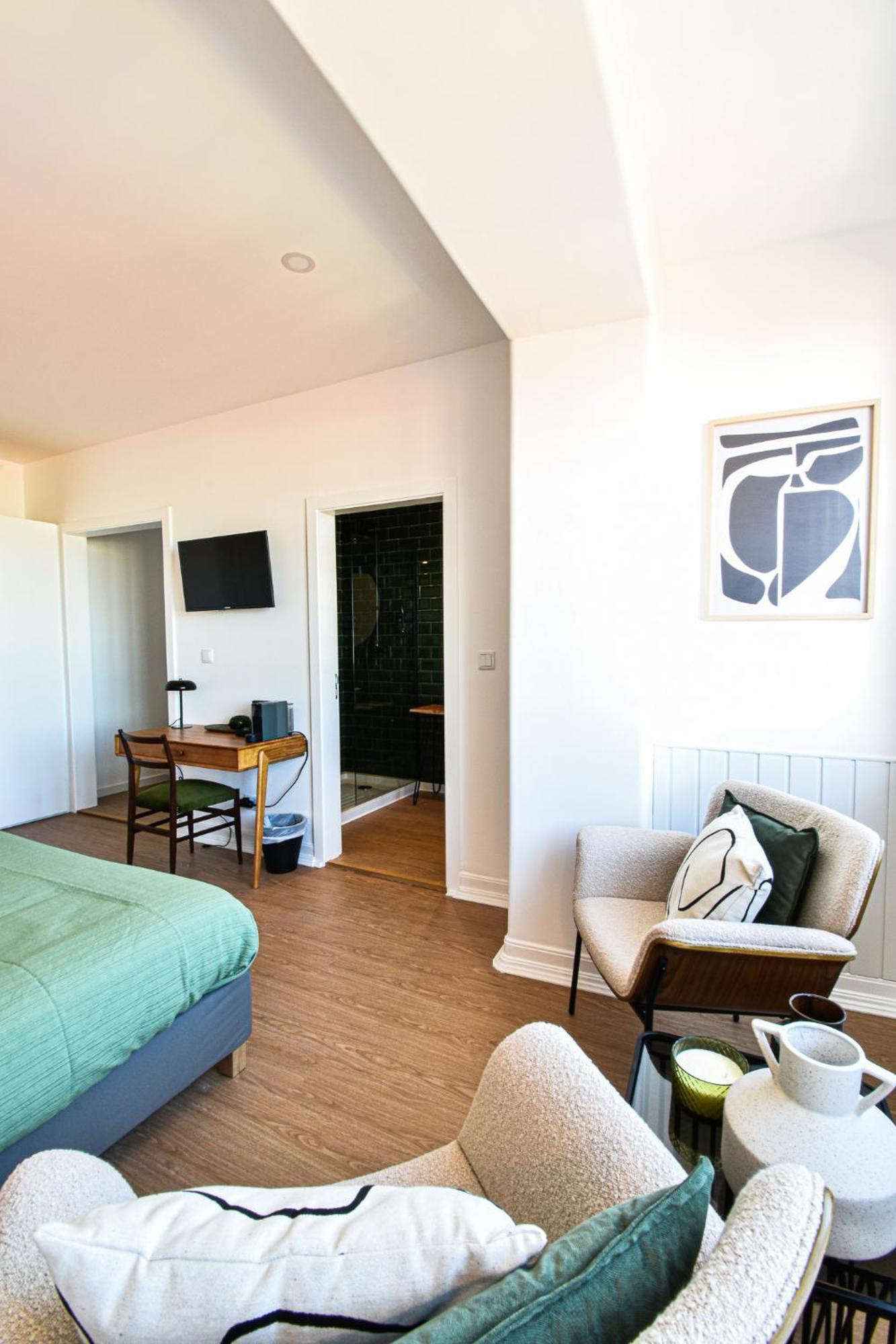 Deluxe Suite