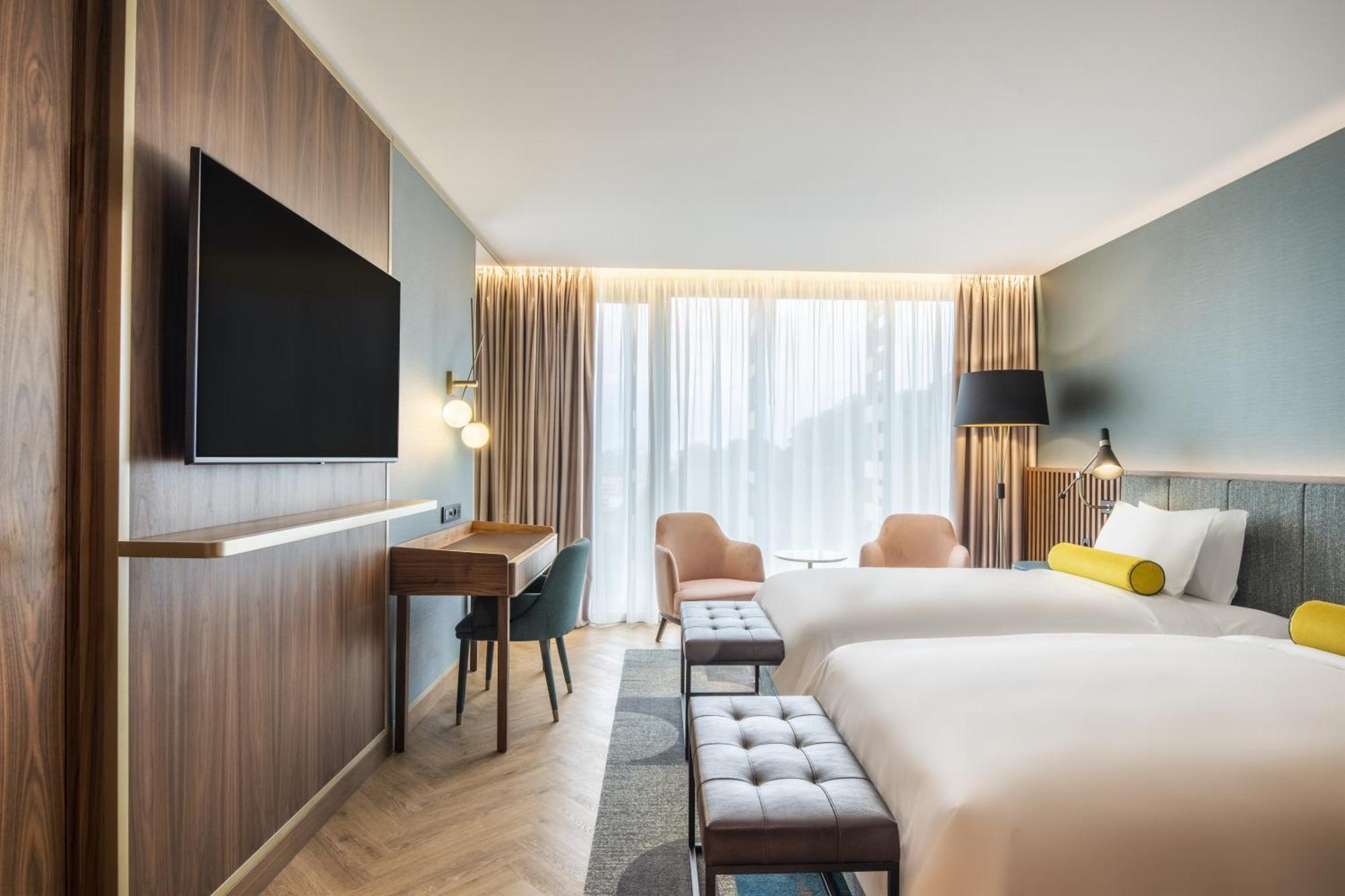 Deluxe Twin Room with Garden View