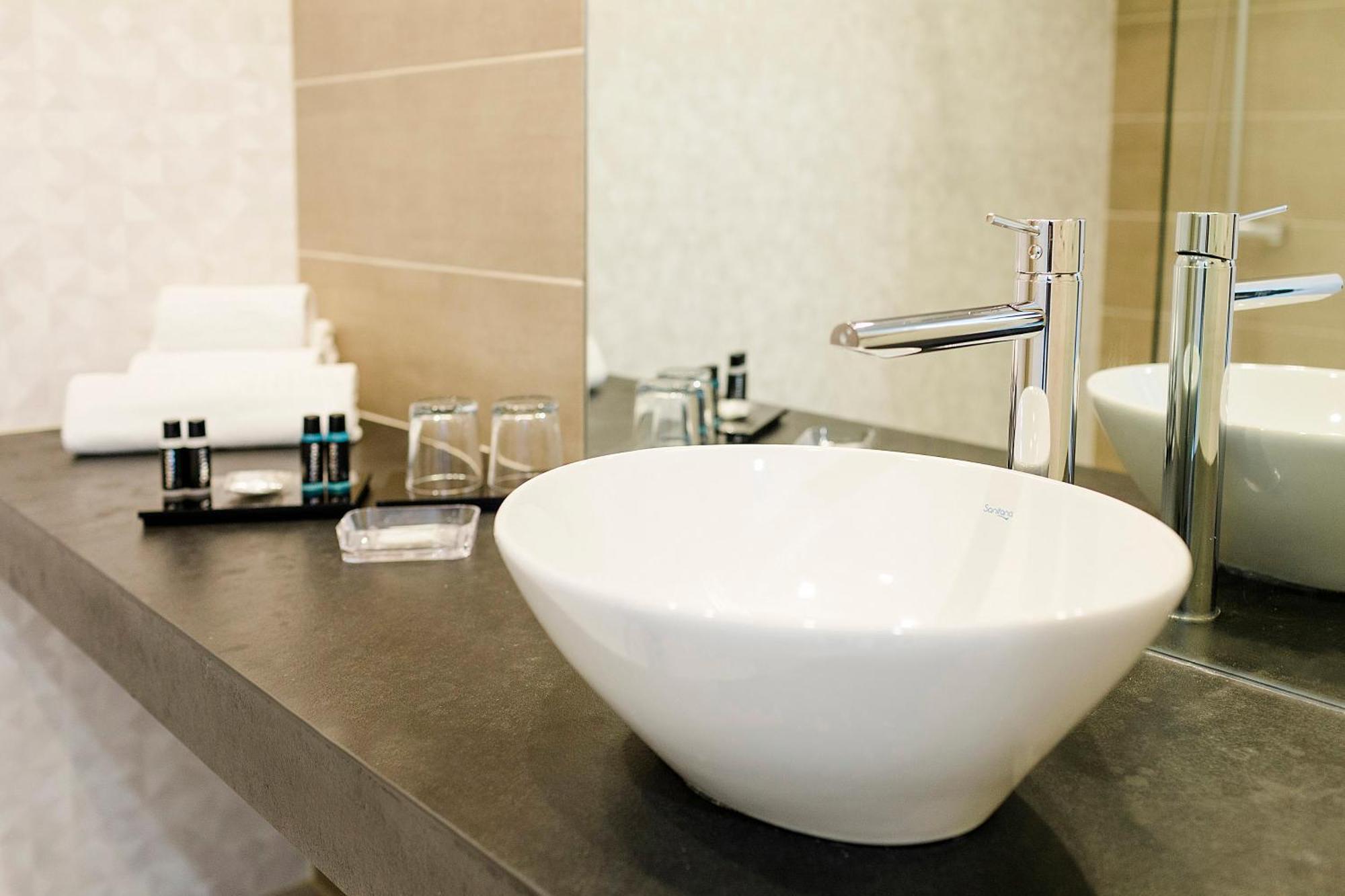 Superior Double or Twin Room with Ocean View and Balcony