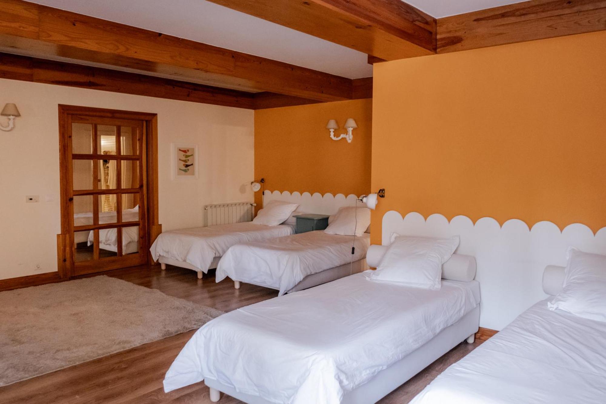 Quarto Quádruplo com Casa de Banho