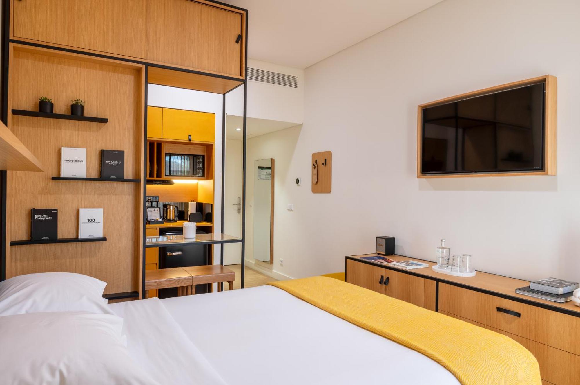 Superior Double Room with Balcony,1543867984:JPEG