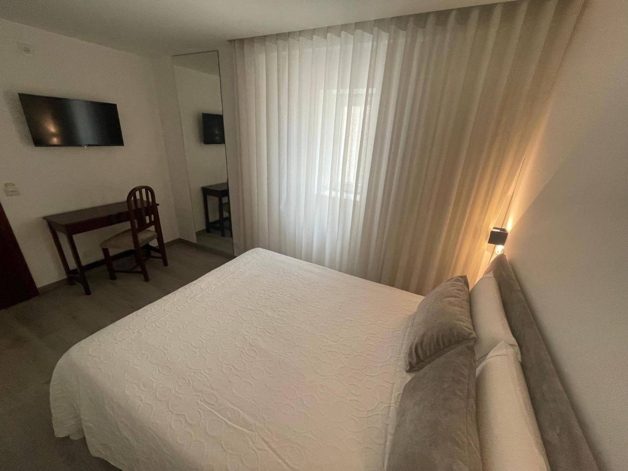 Standard Double Room,1554594106:JPEG