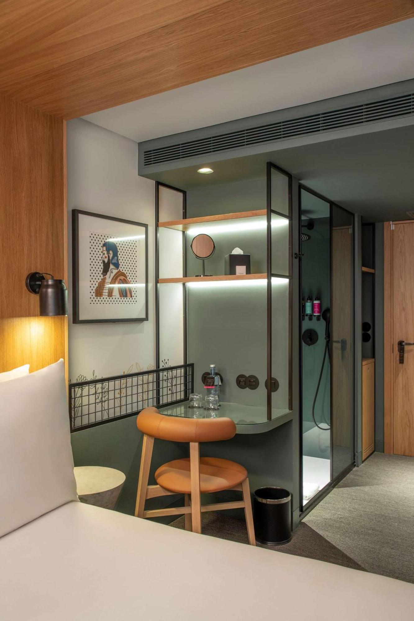 King Guest Room