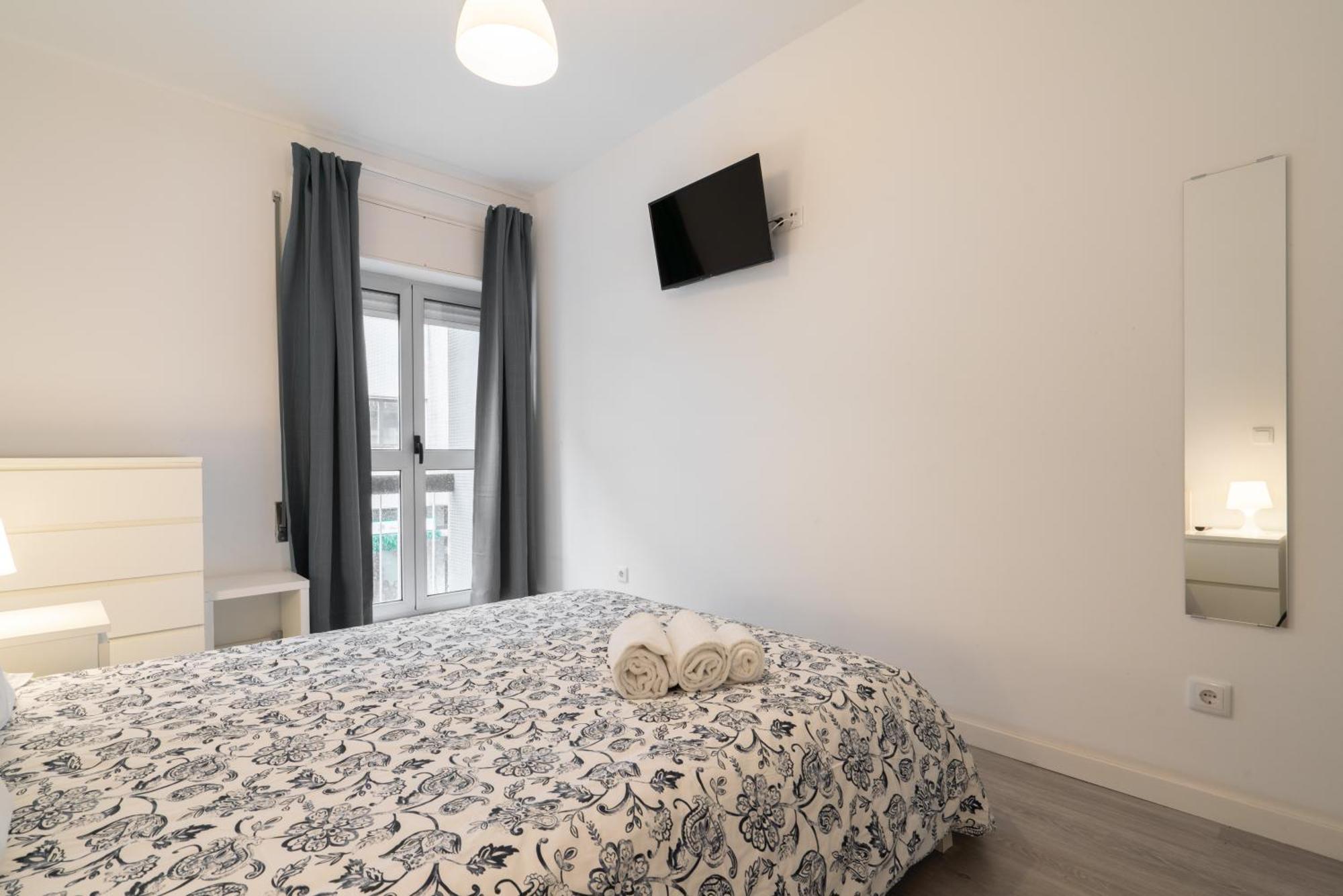 Quarto Duplo com Casa de Banho Partilhada