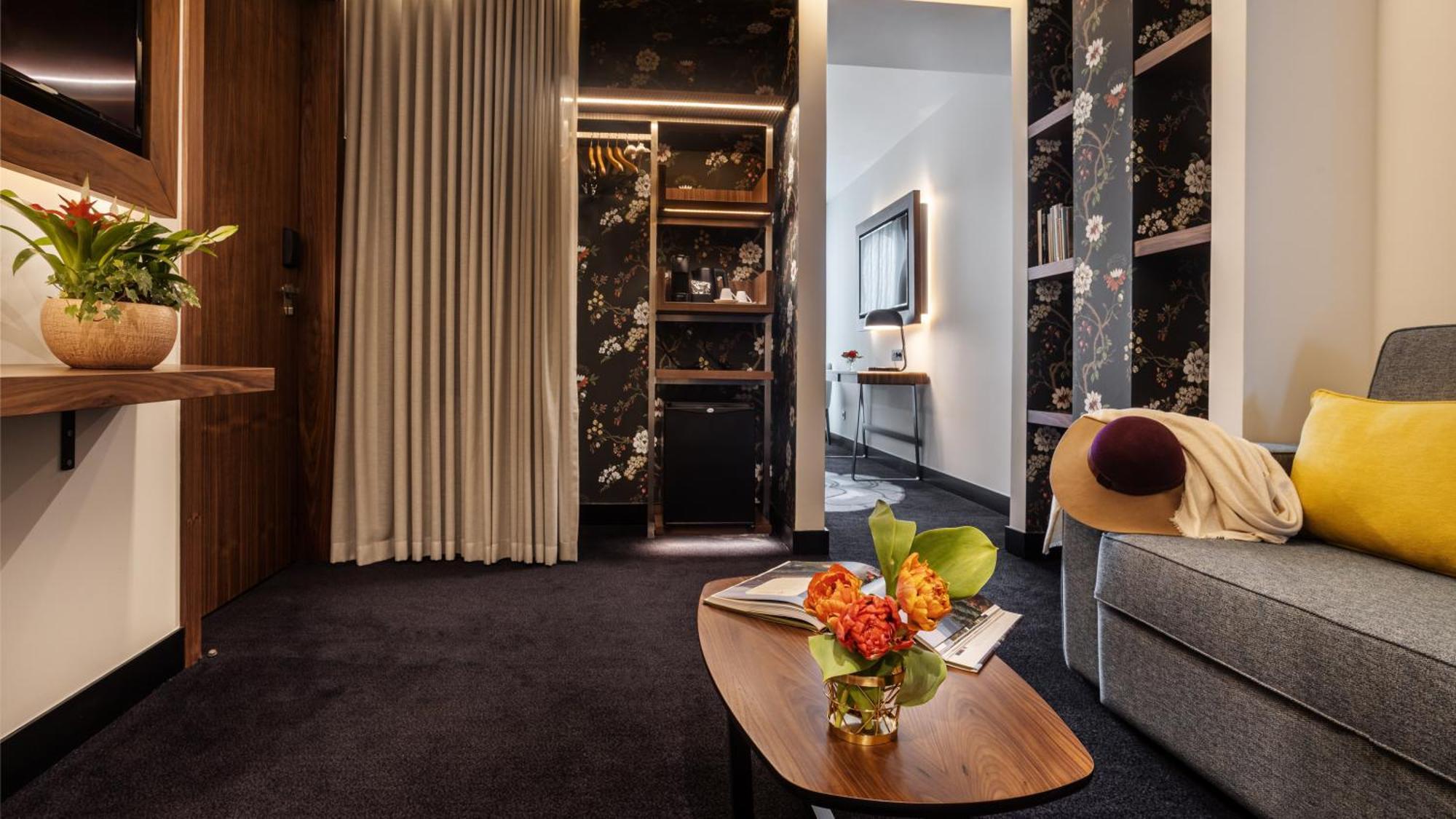 Suite Júnior