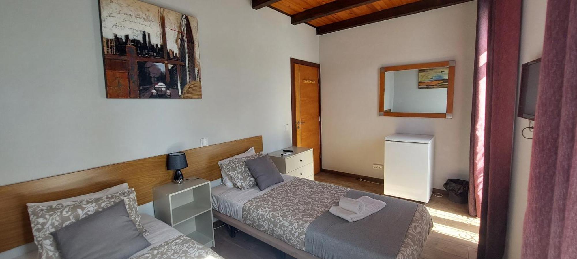 Habitación Doble con baño compartido - 1 o 2 camas
