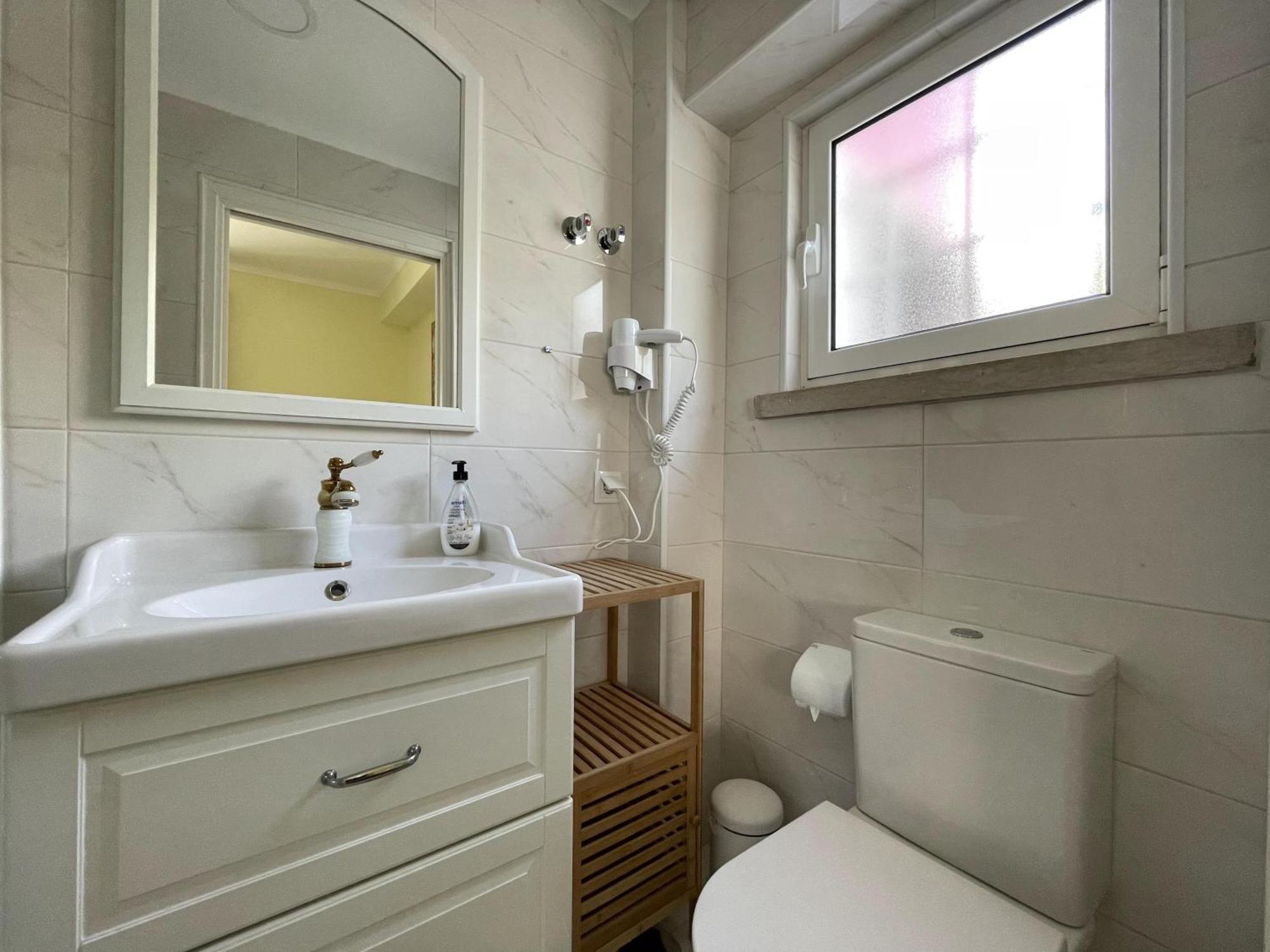 Small Double Room Private Bathroom