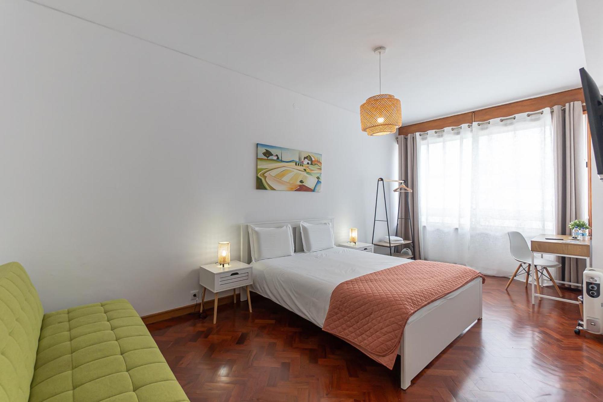 Large Double Room