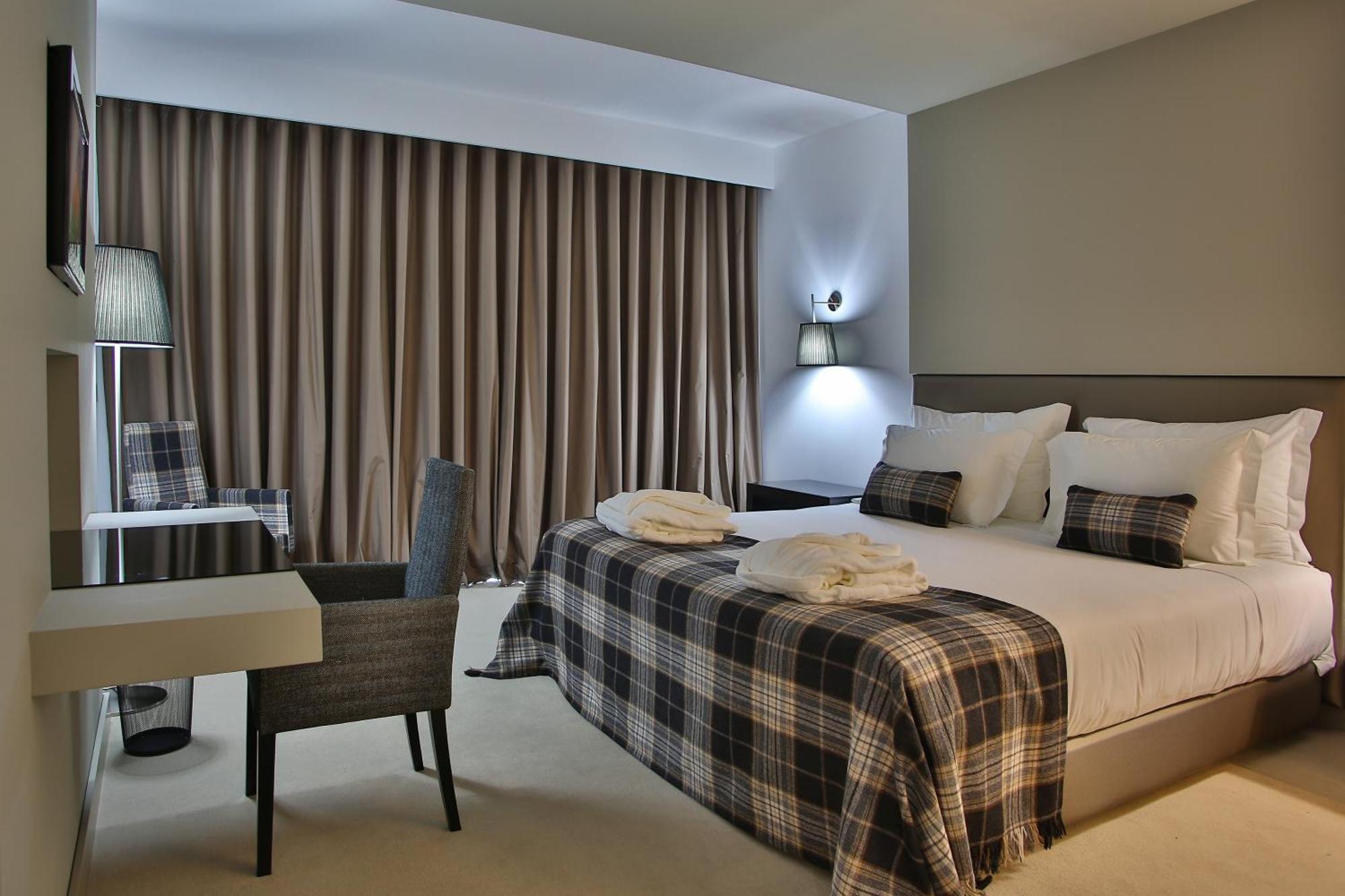 Double Room Terrace River View Ground Floor