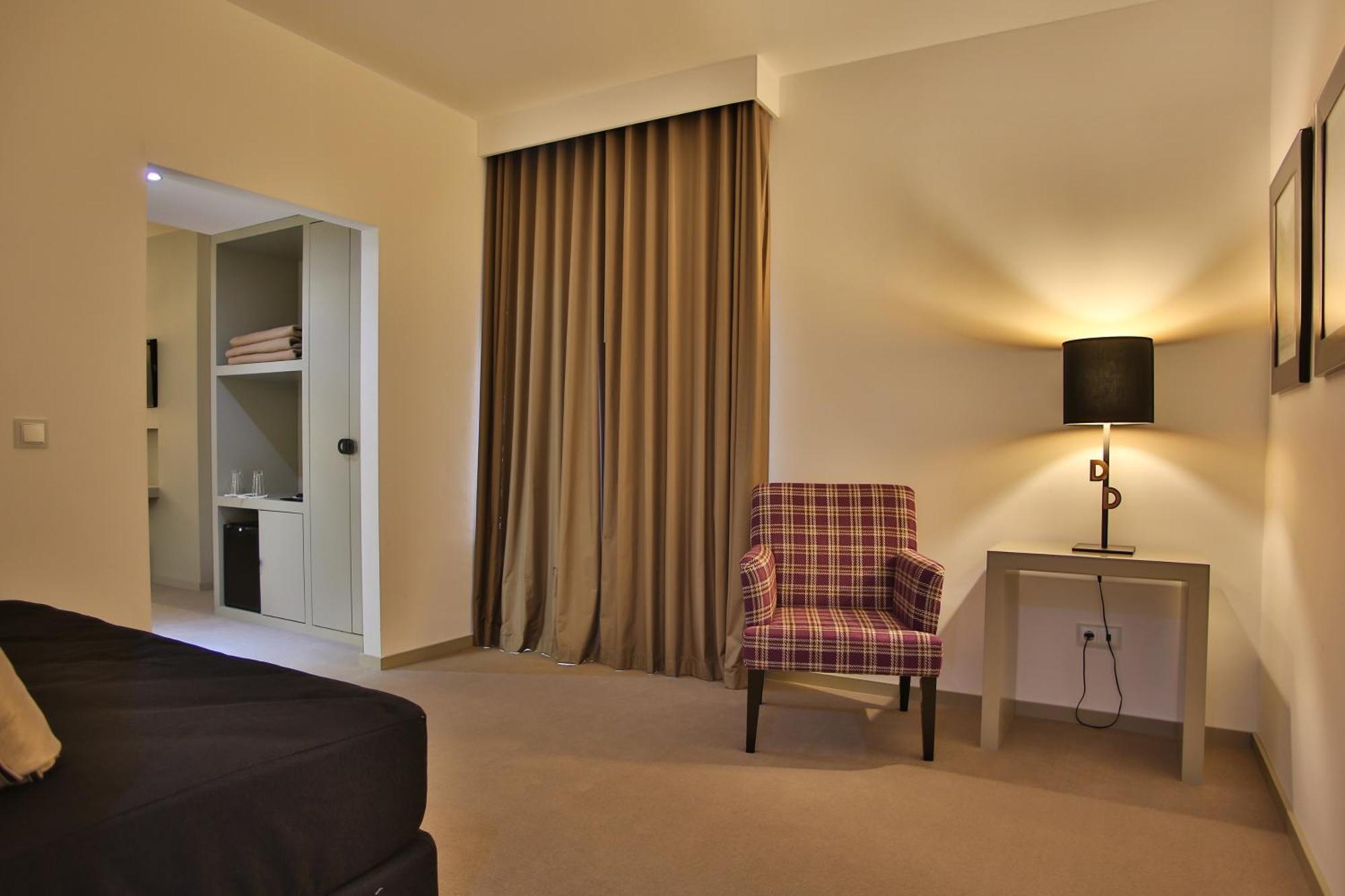 Suite Balcony River View