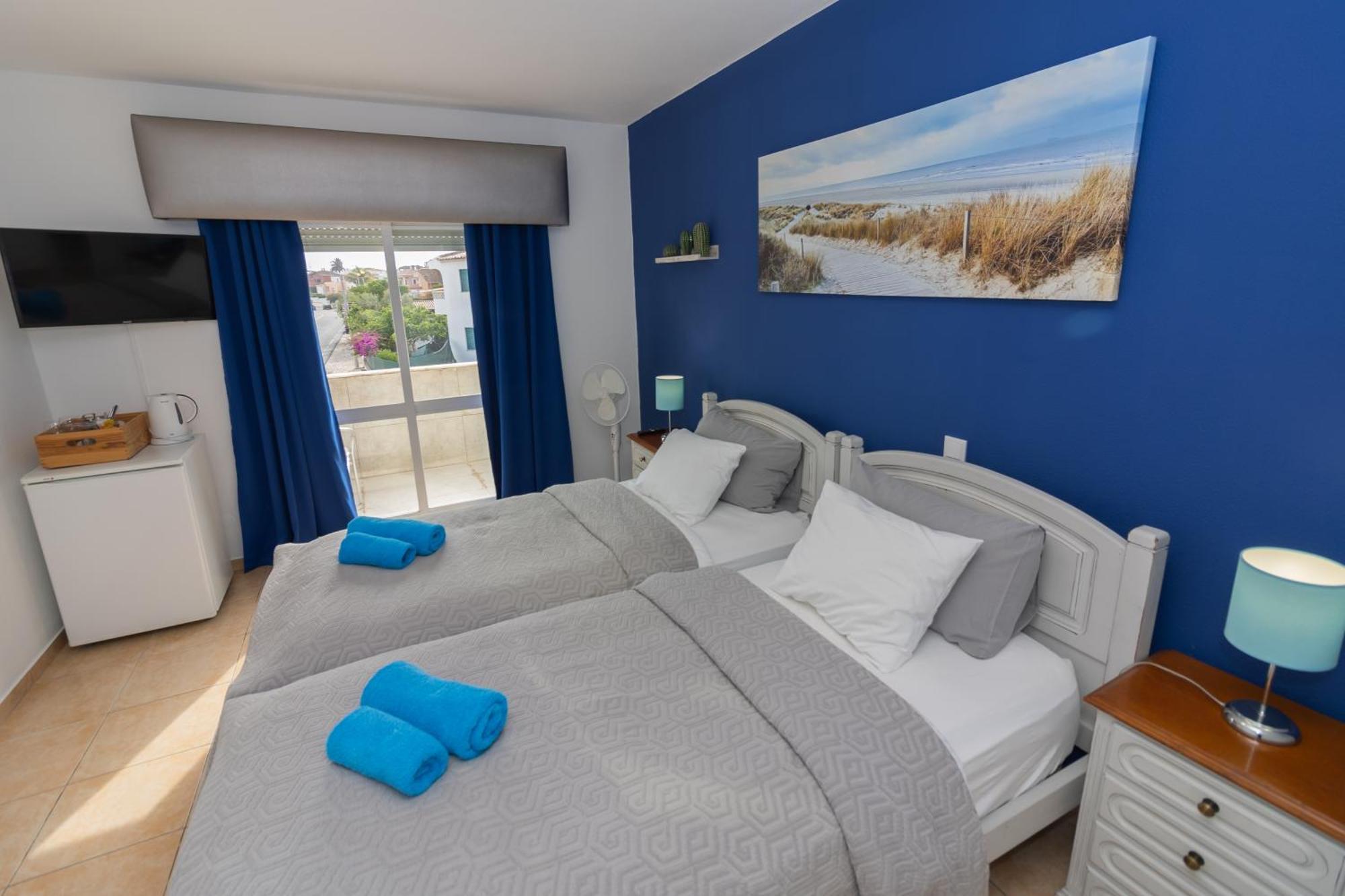 Tweepersoonskamer met 2 Aparte Bedden