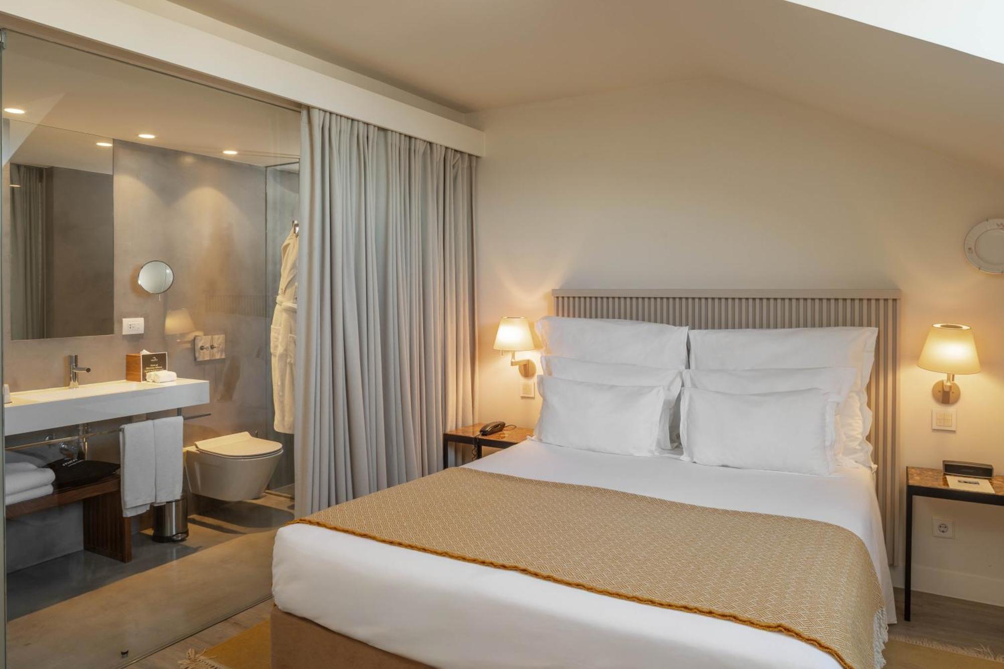 Mansard Double Room,1586131337:JPEG