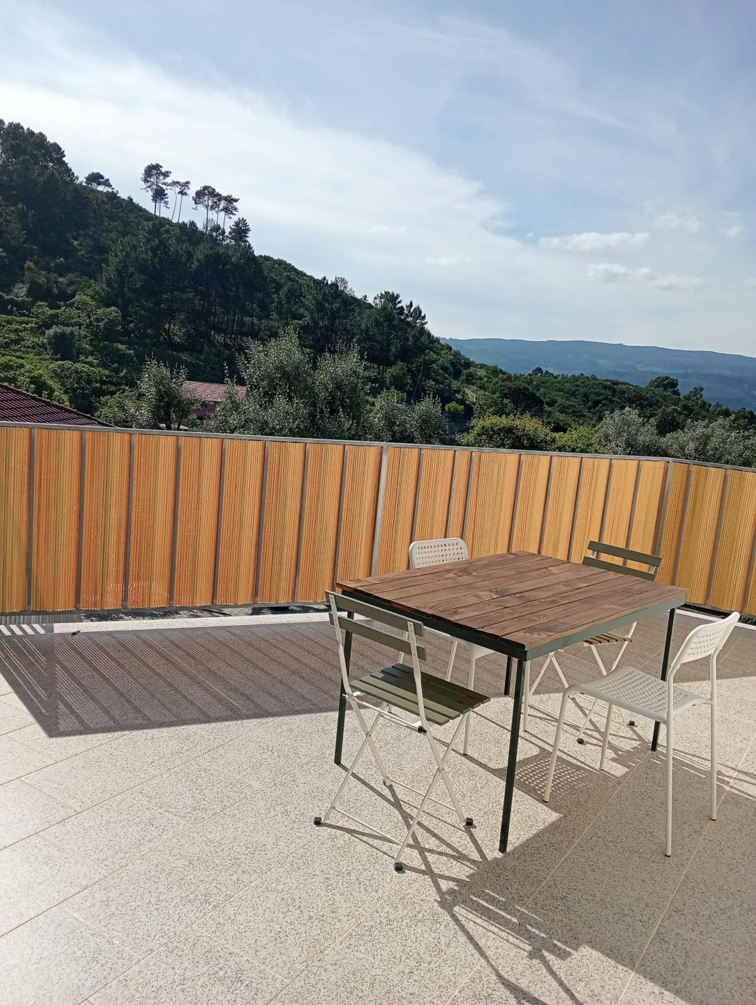 Estúdio com Terraço