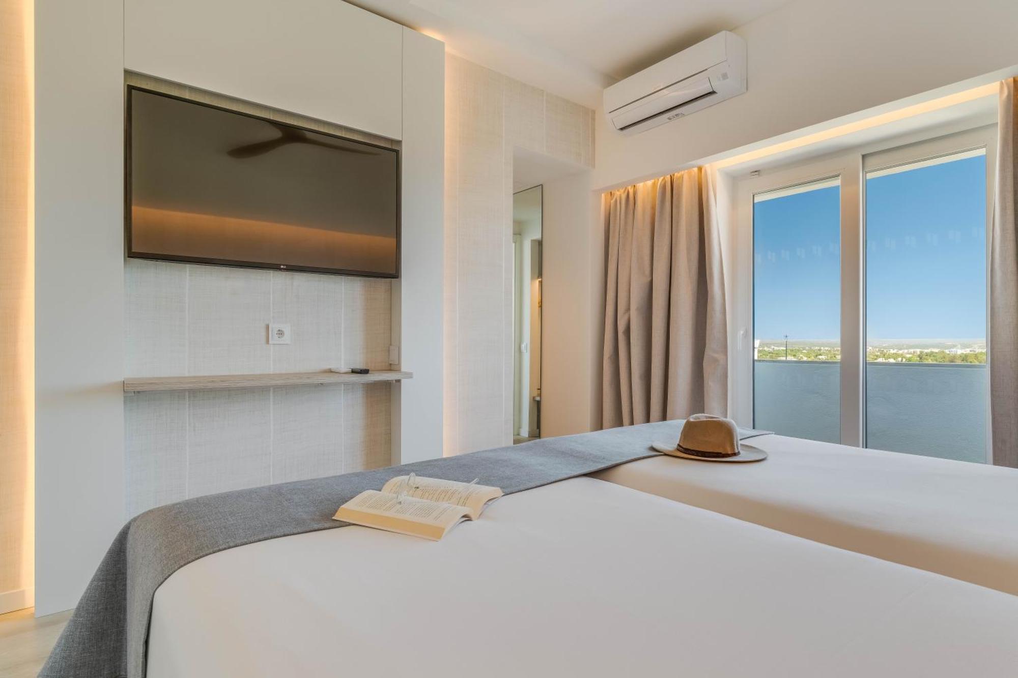 Twin Room Garden View