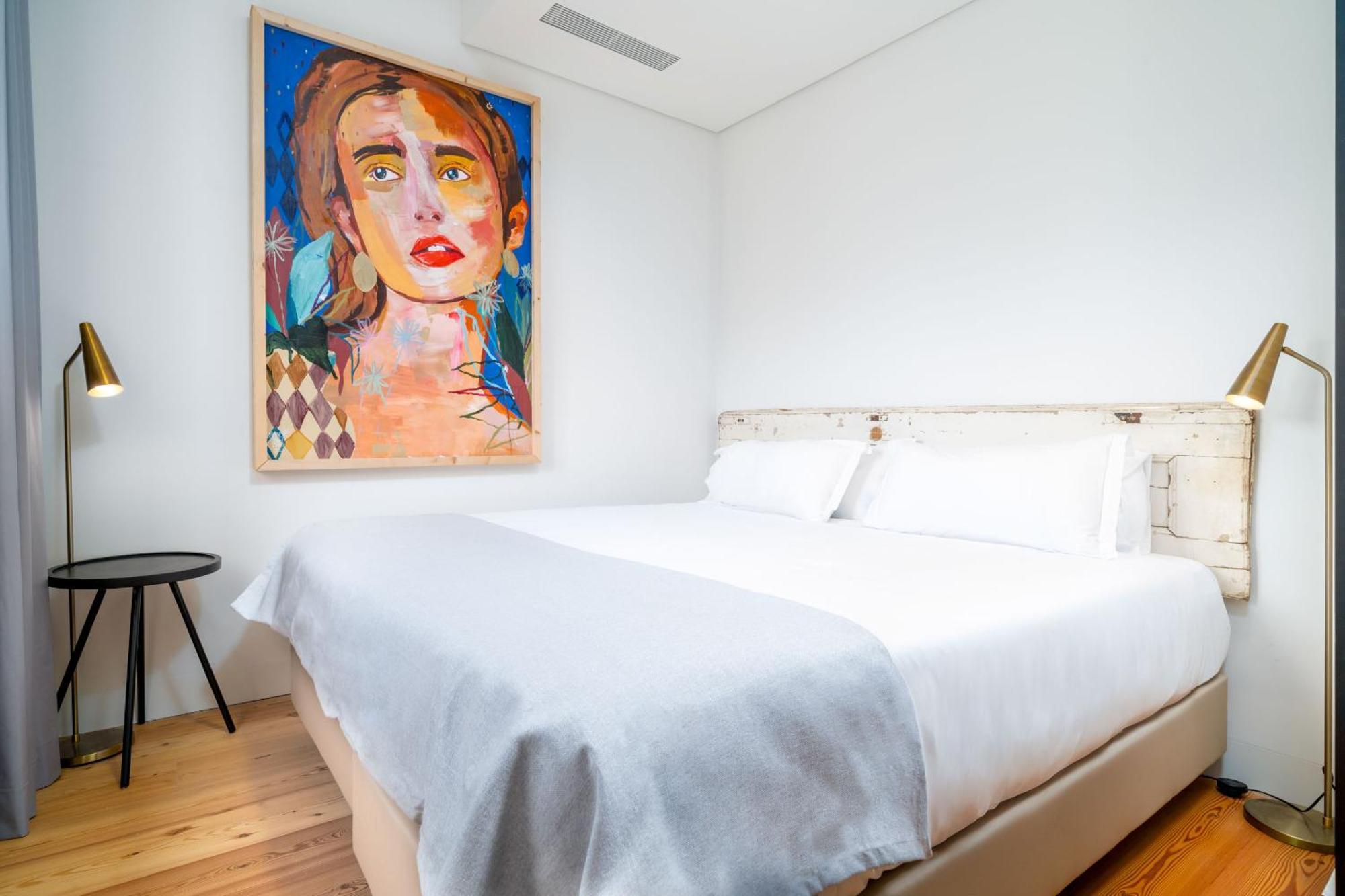Quarto Queen Económico