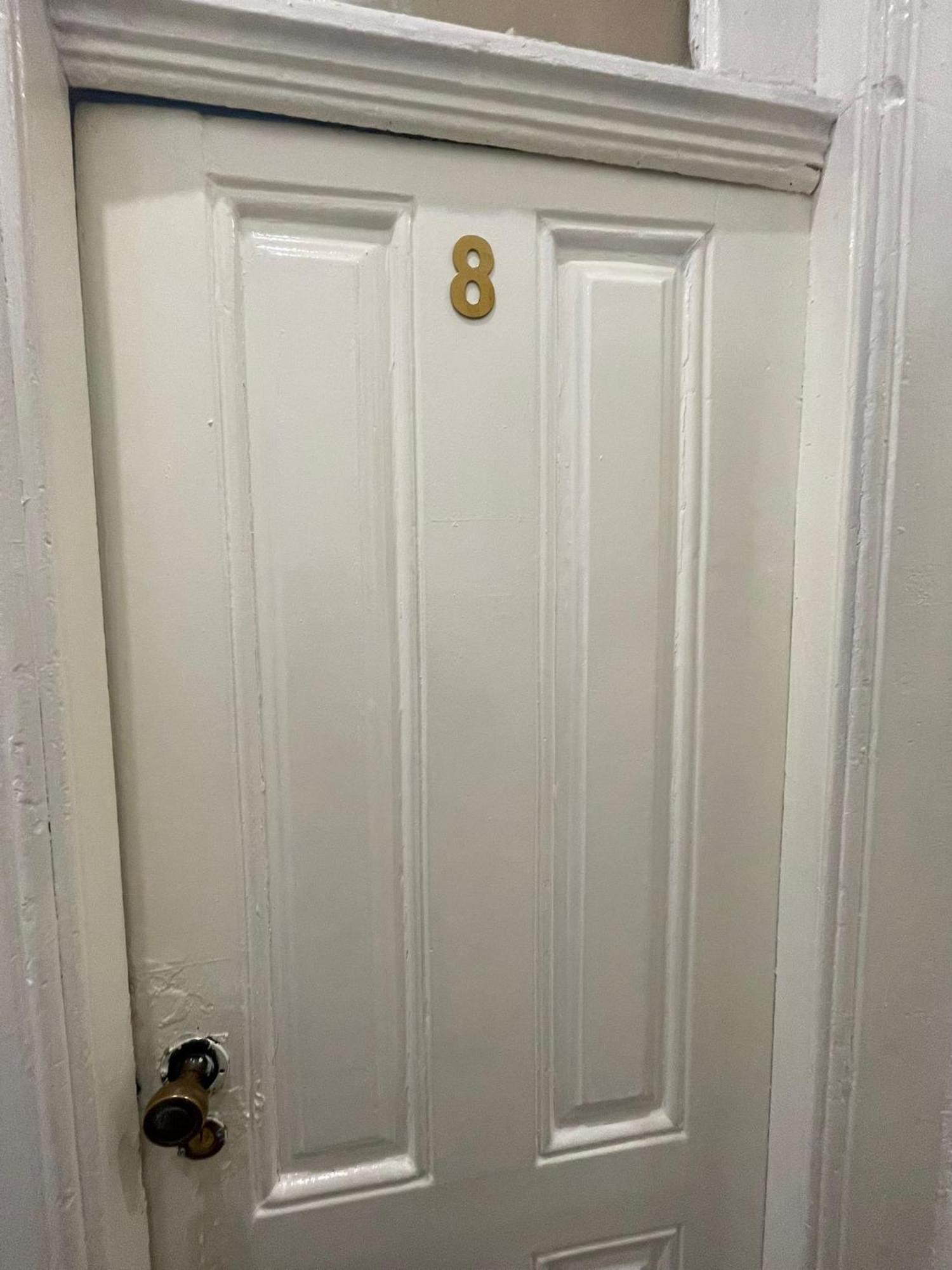 Quarto Duplo com Banheiro Compartilhado