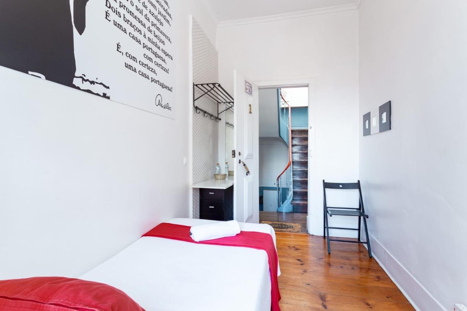 Single Room with Shared Bathroom,1617868461:JPEG