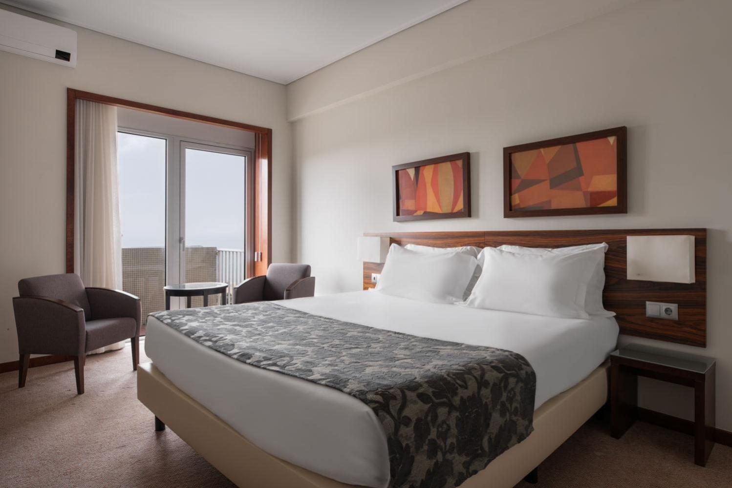 Double or Twin Room Sea View