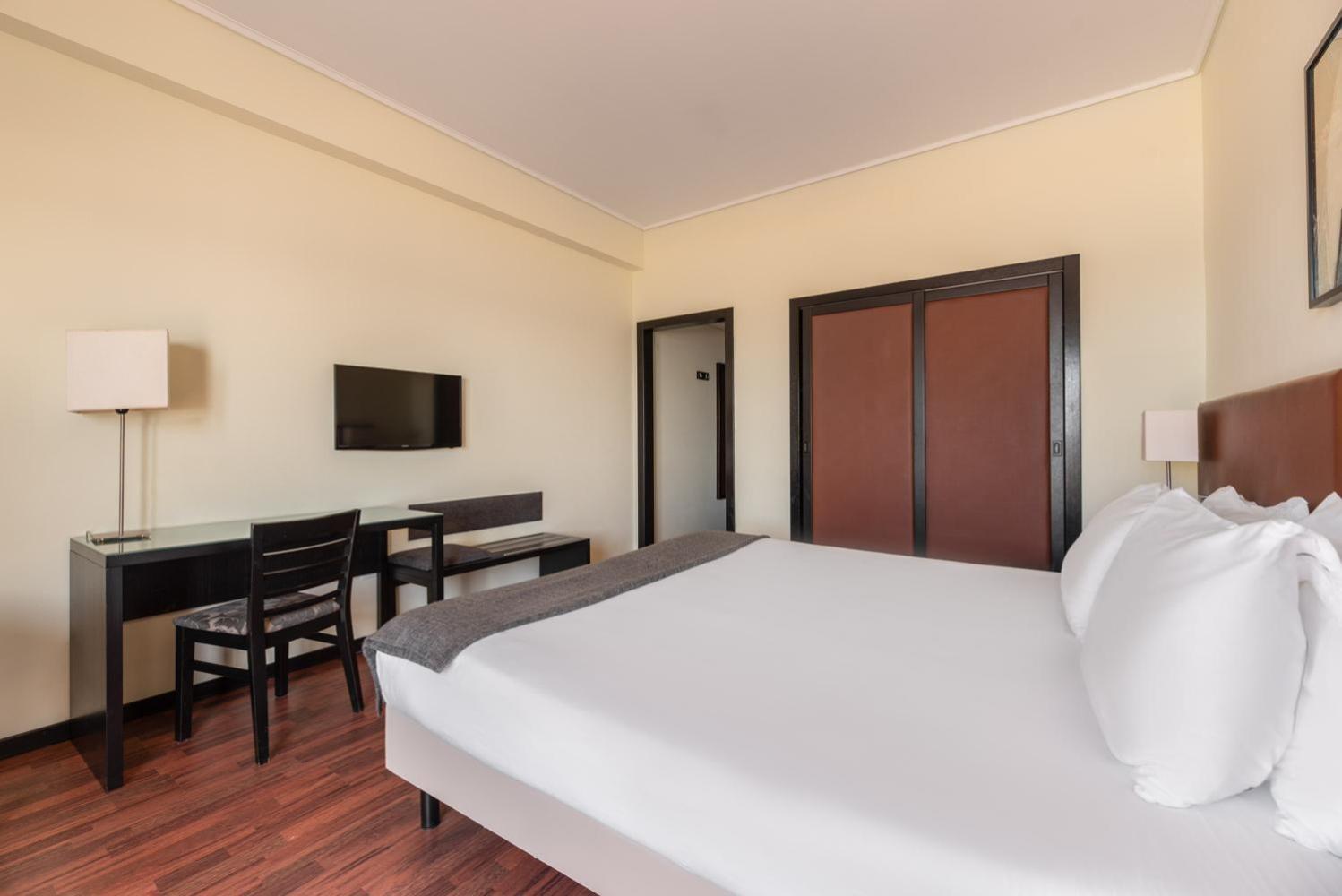 Double or Twin Room City View