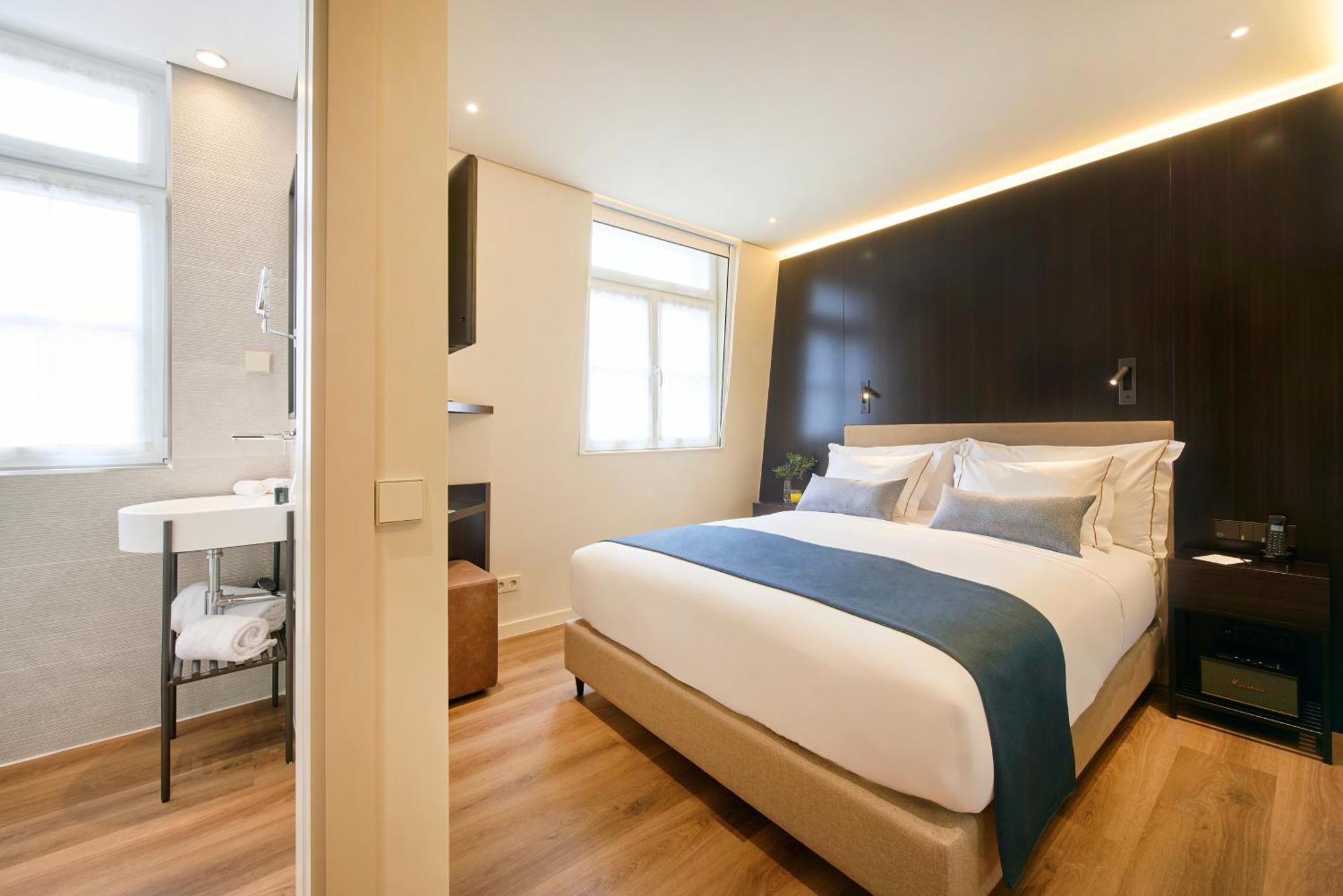 Double or Twin Room City View