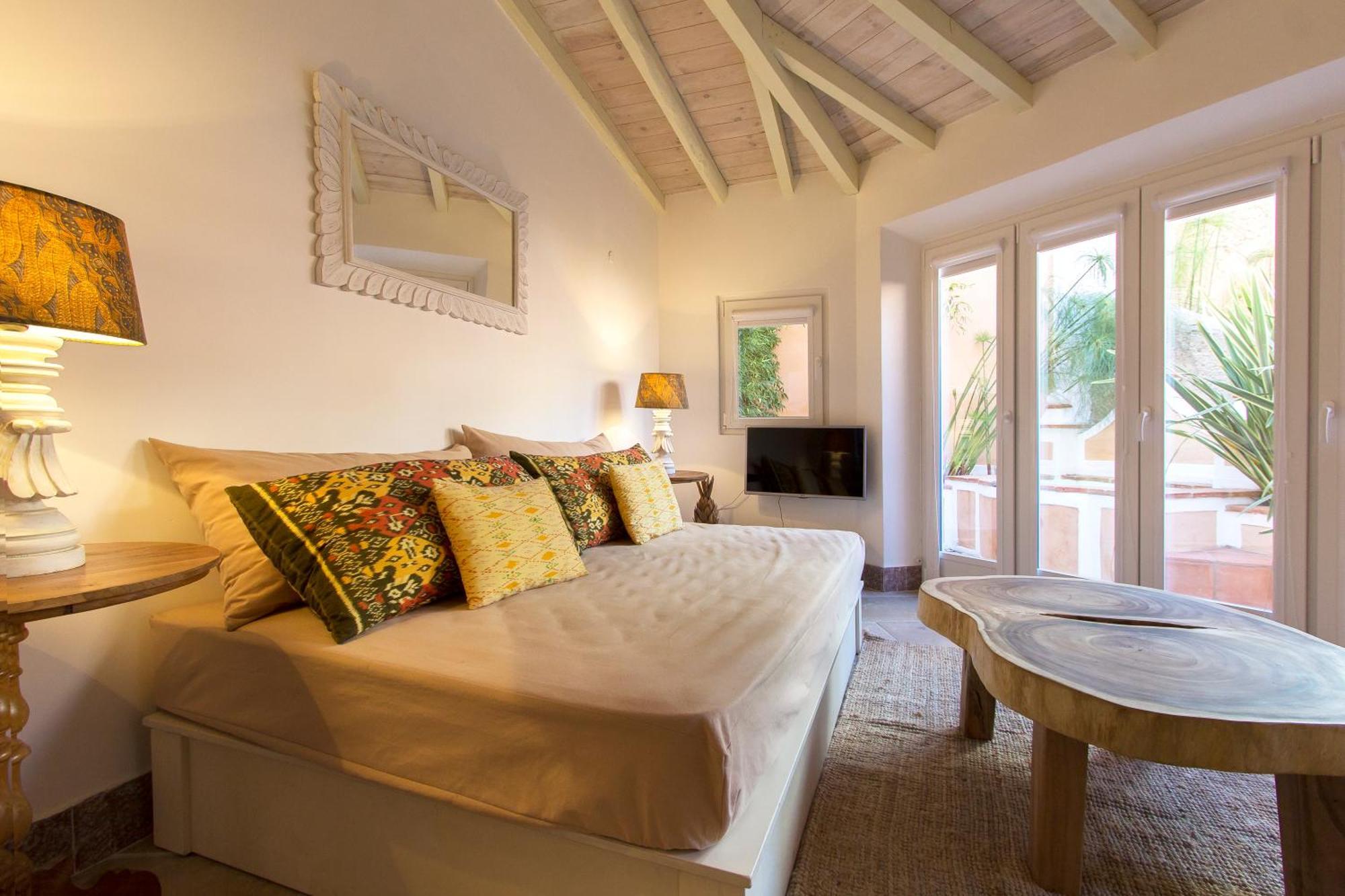 One-Bedroom Villa
