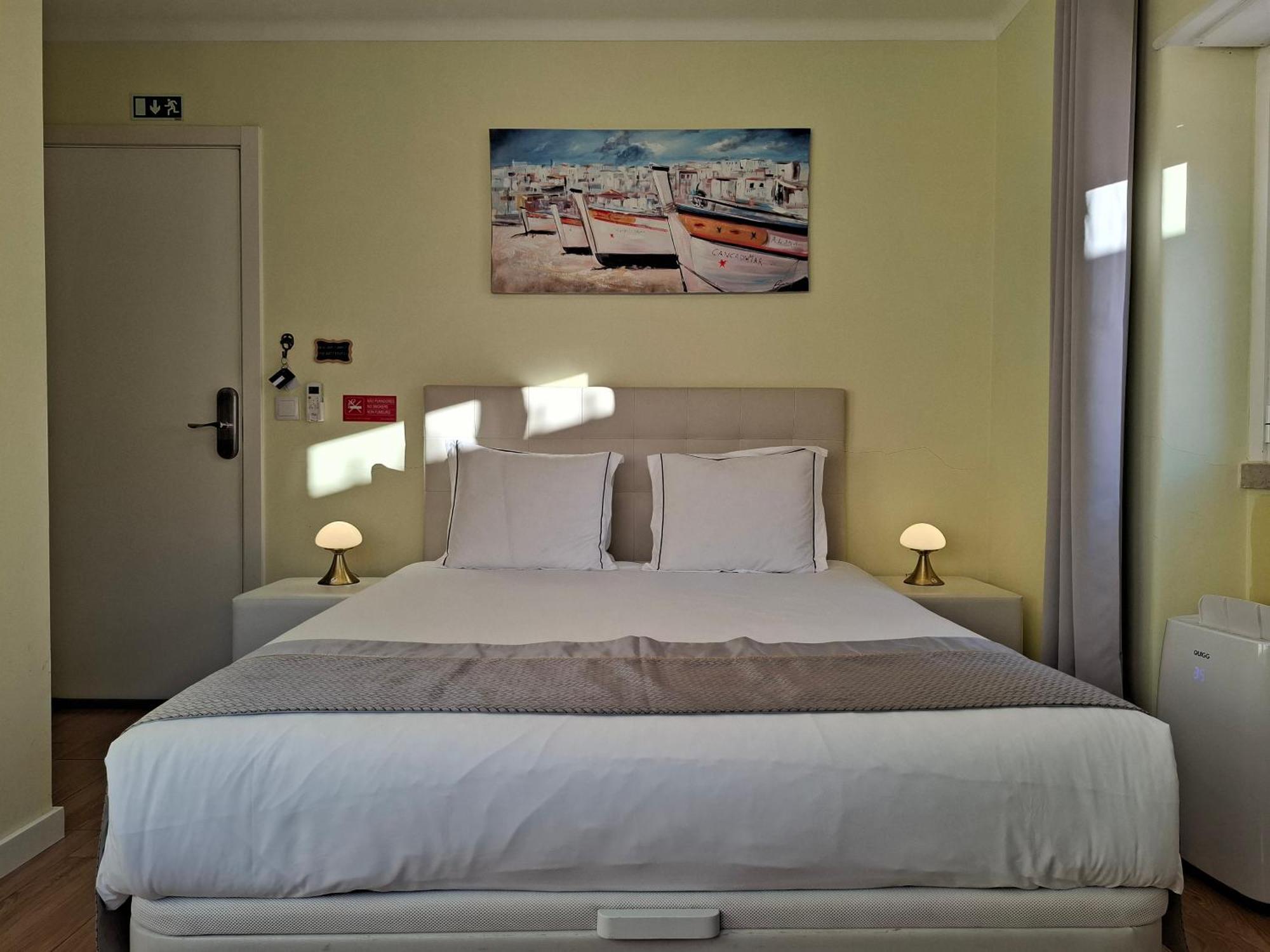 Double Room Private Bathroom