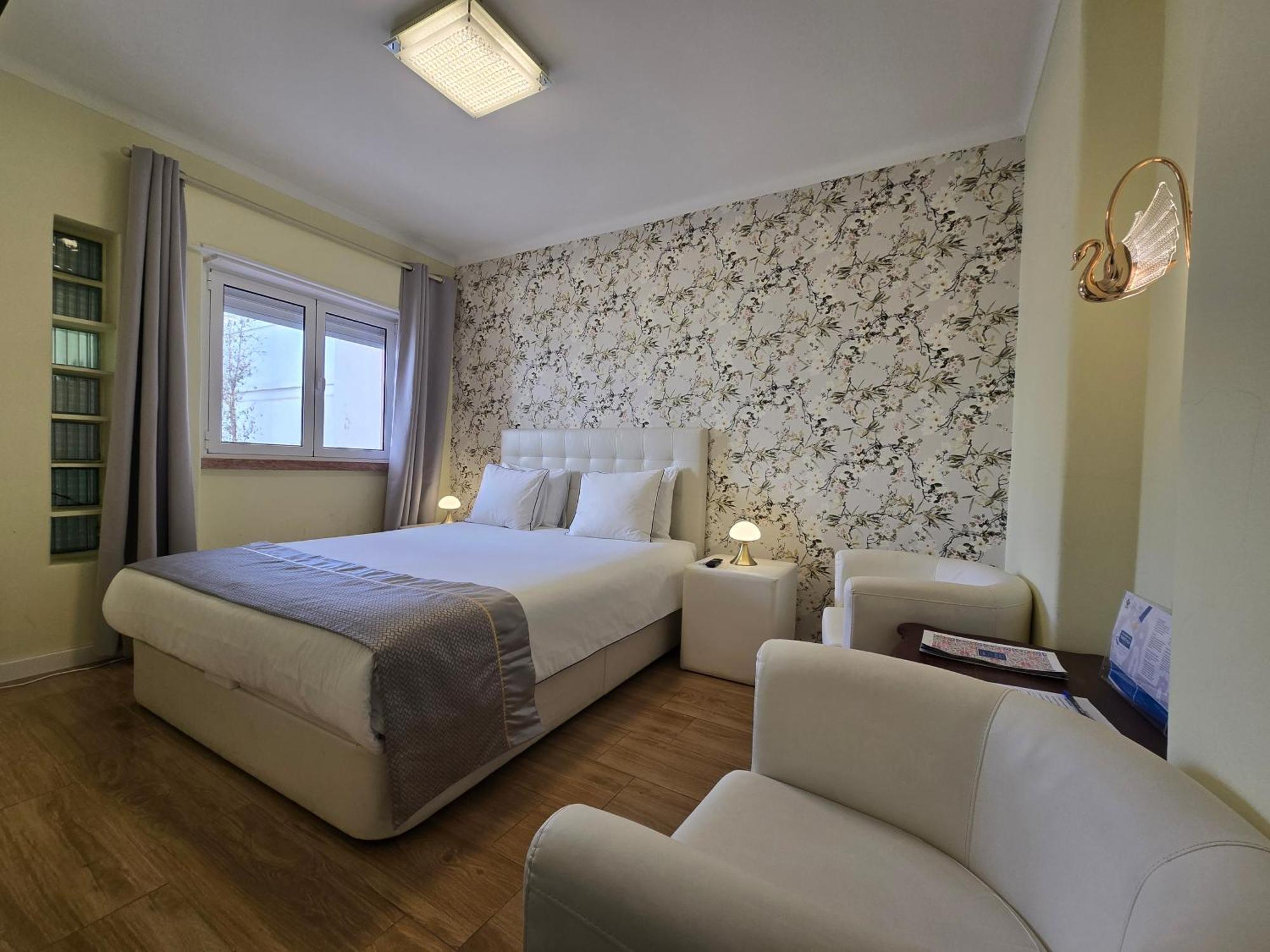 Double Room Private Bathroom