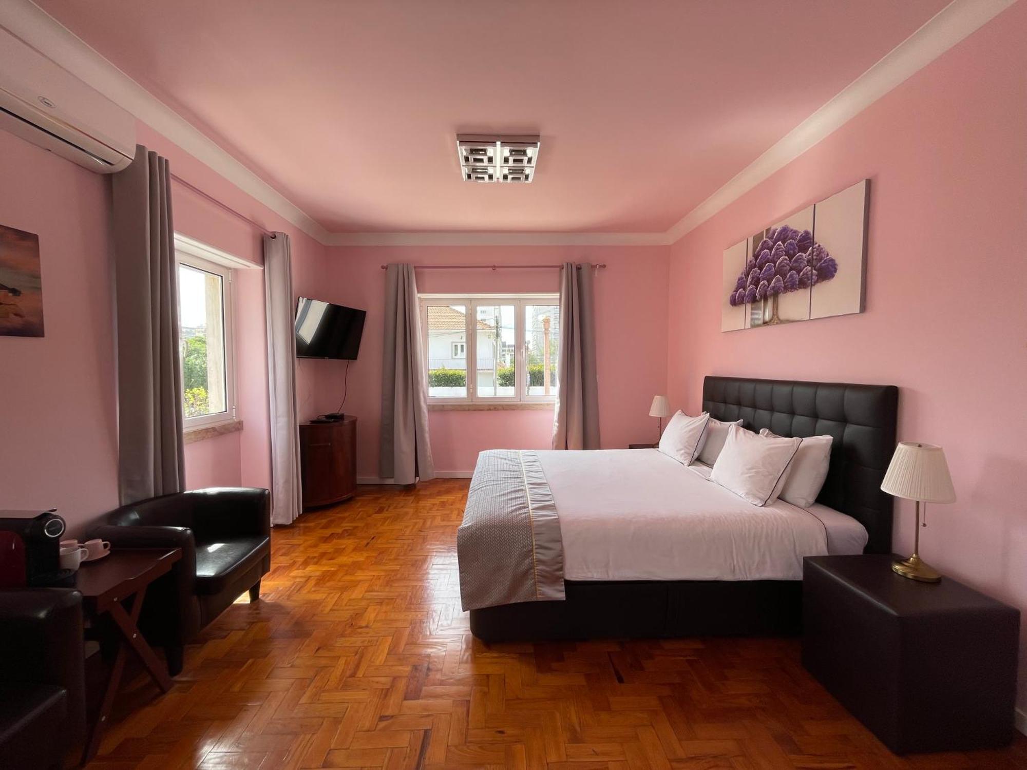 Superior King Room