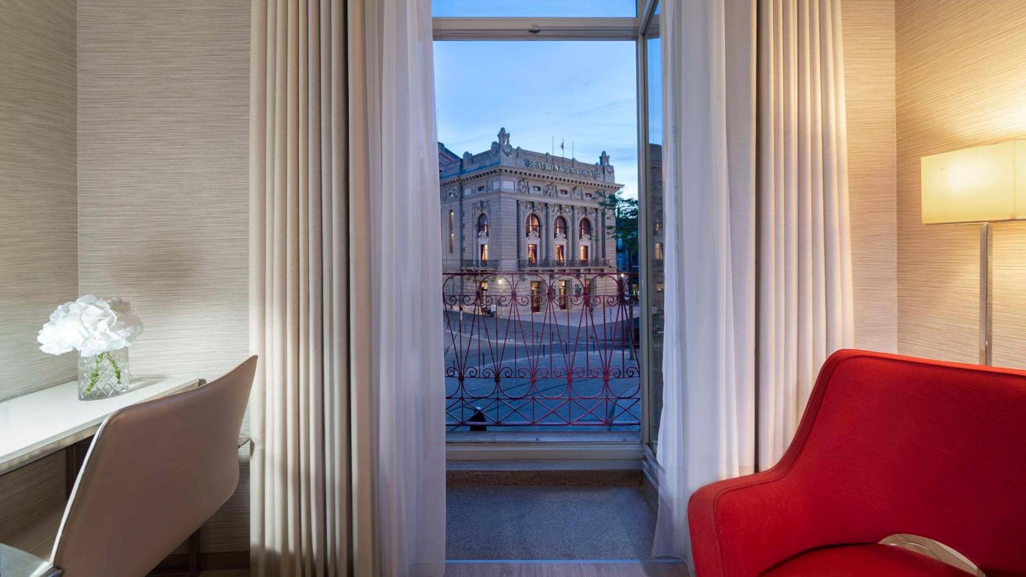 Deluxe Room with View