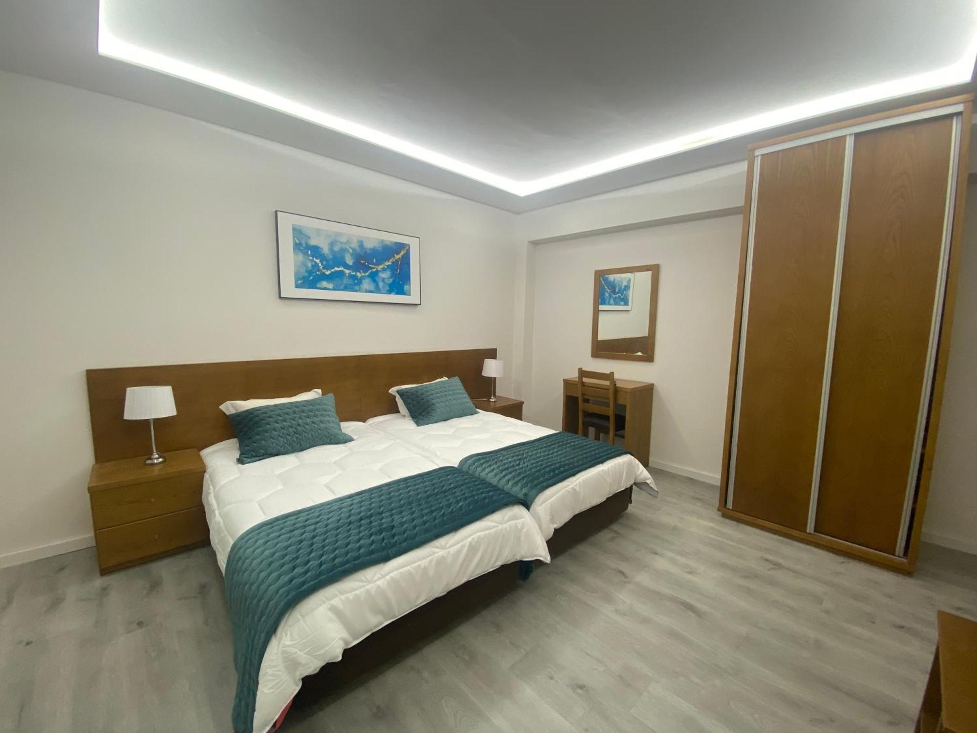 Quarto Twin com Varanda
