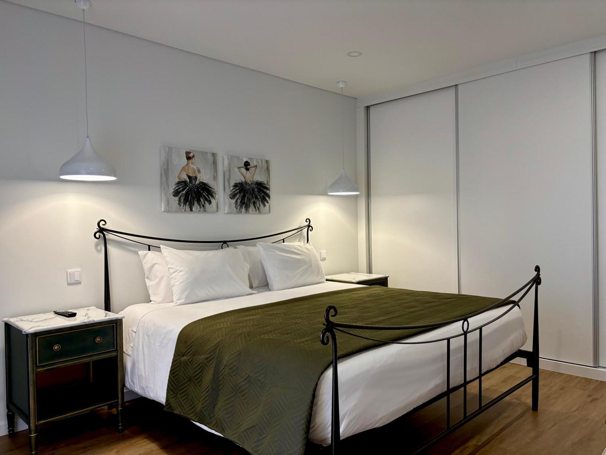 Deluxe One-Bedroom Villa