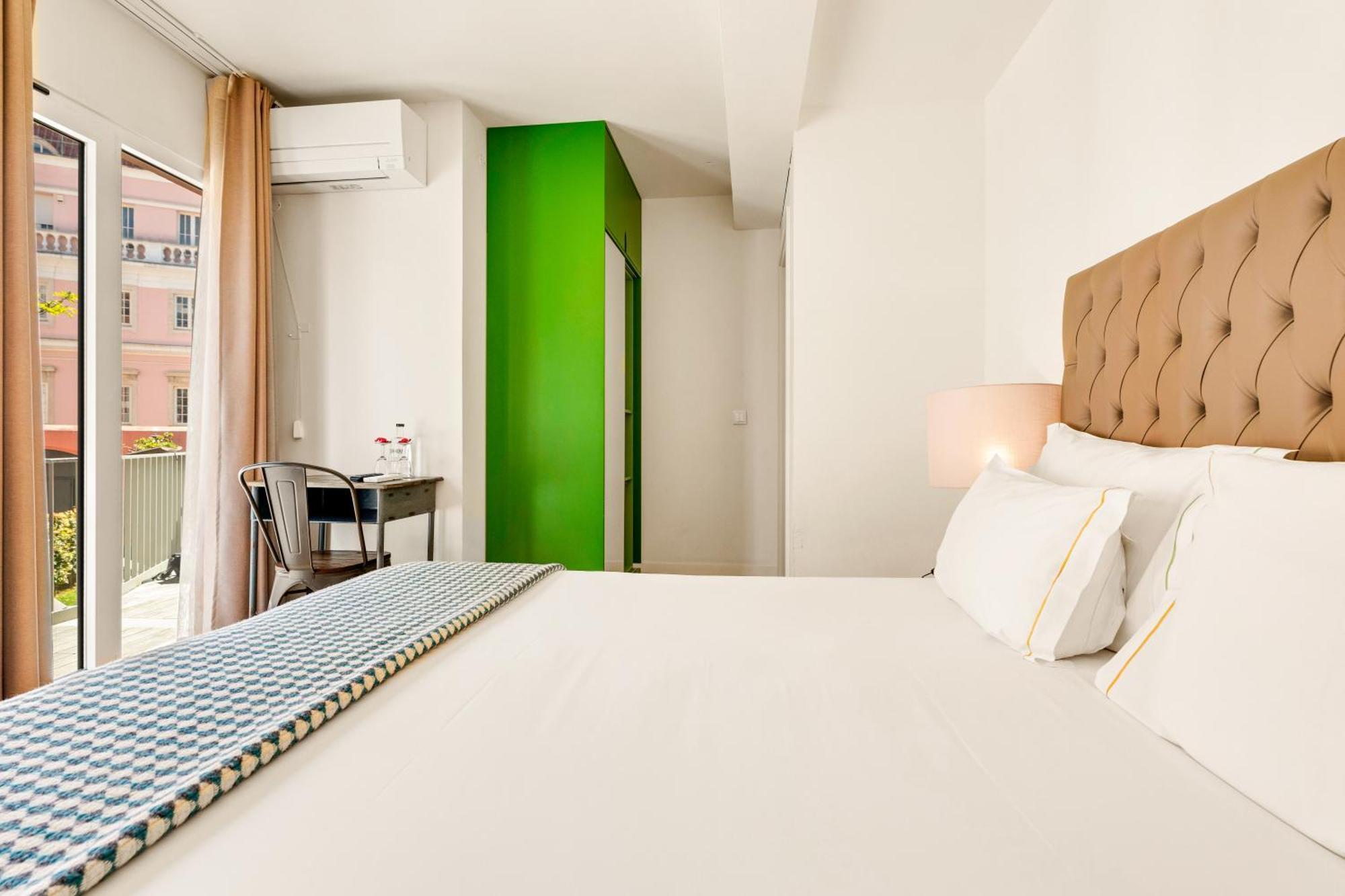 Quarto Superior com Cama de Casal ou 2 de Solteiro