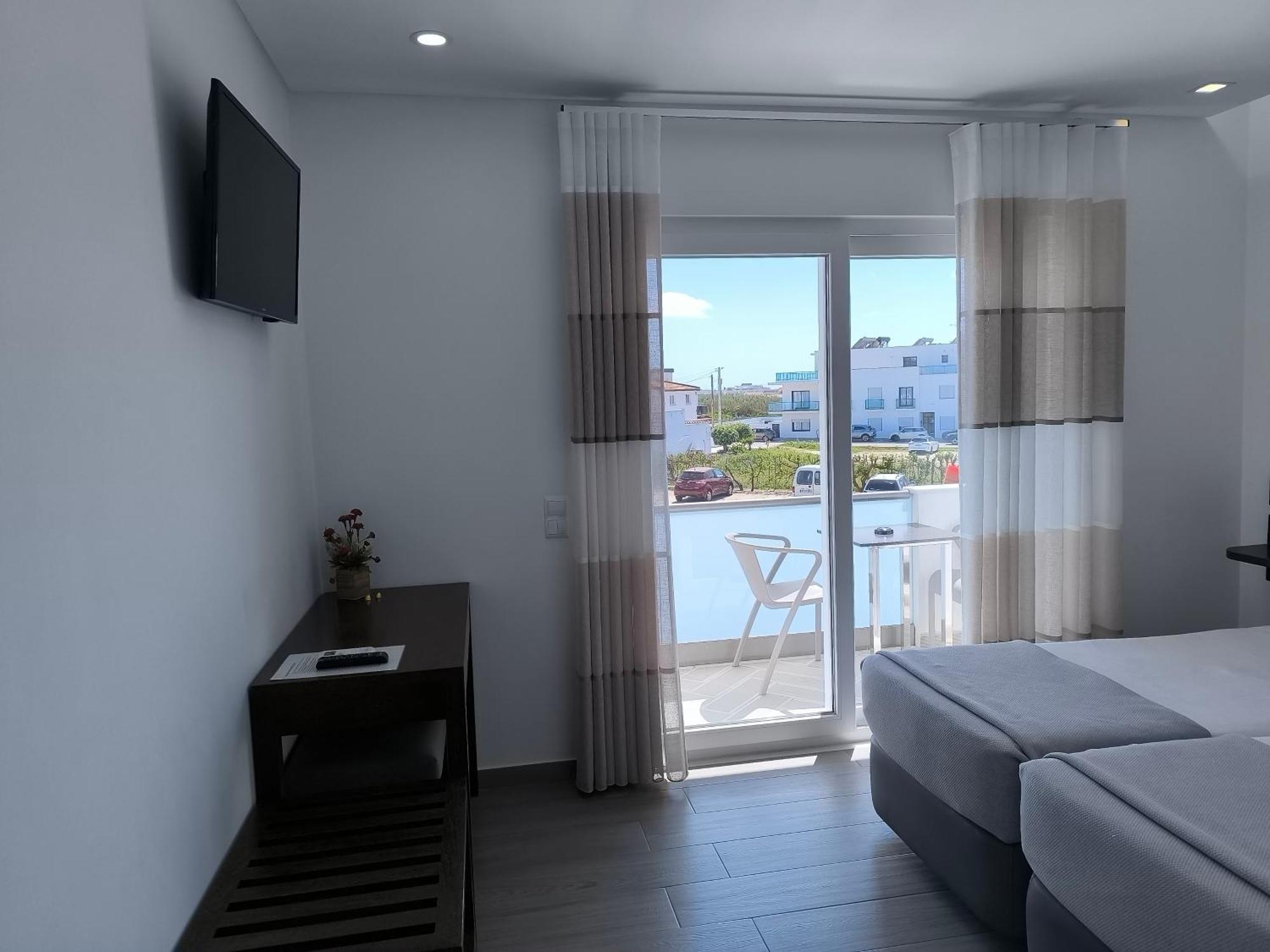 Quarto Twin com Varanda