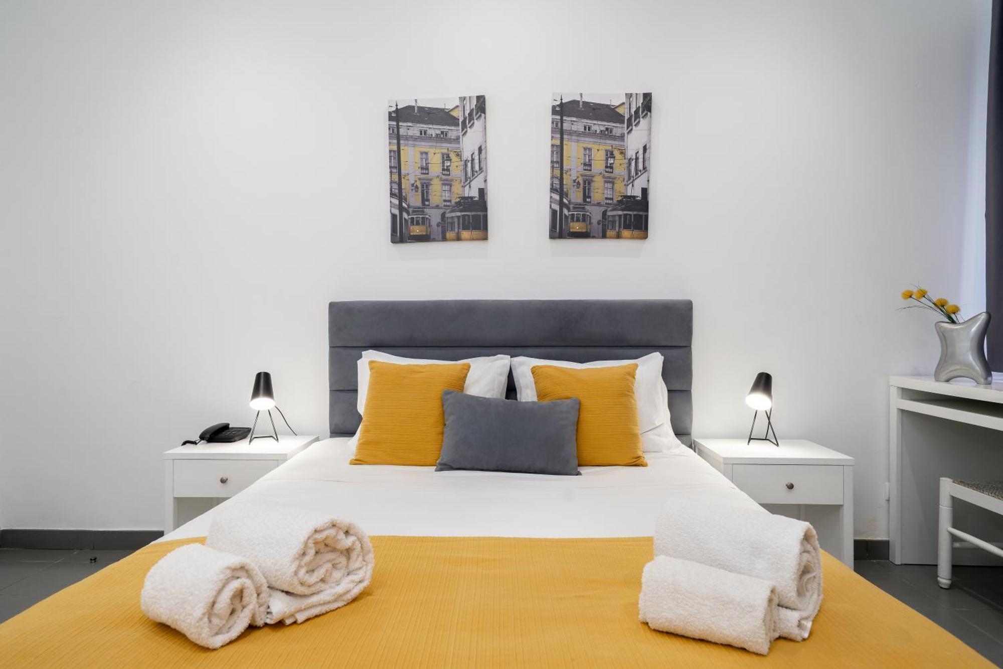 Double or Twin Room without Balcony,1681717699:JPEG