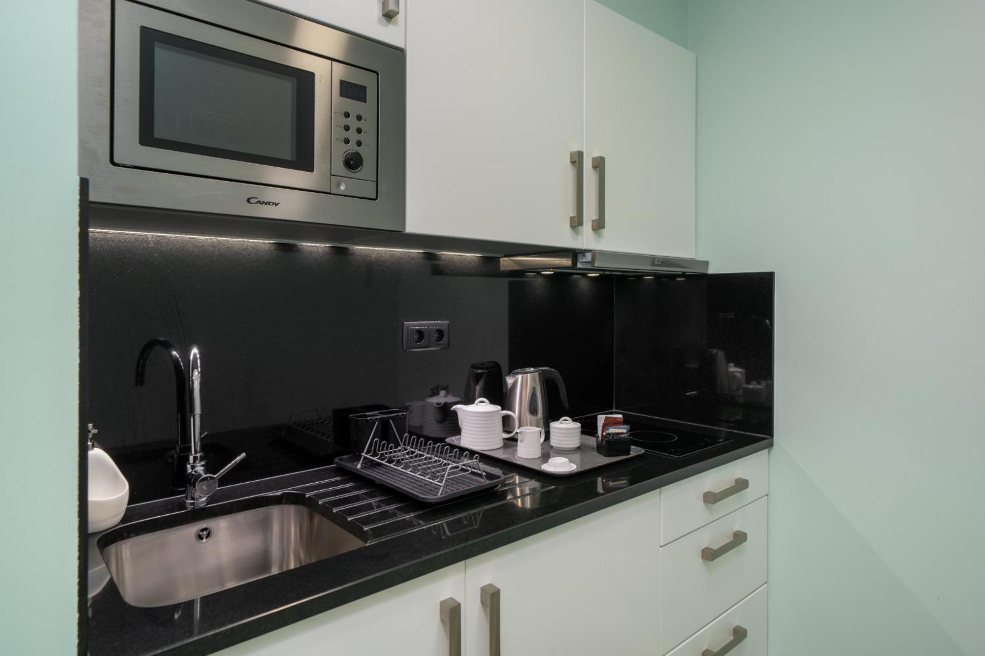 Quarto Standard com Cama de Casal ou 2 de Solteiro e Vista do Jardim