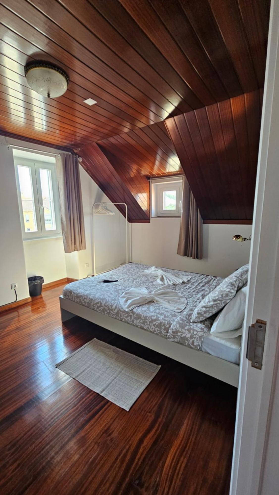 Quarto Duplo com Vista Jardim