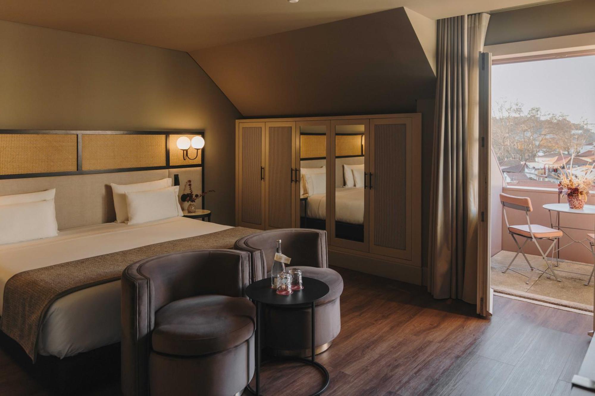 Superior Room with Balcony