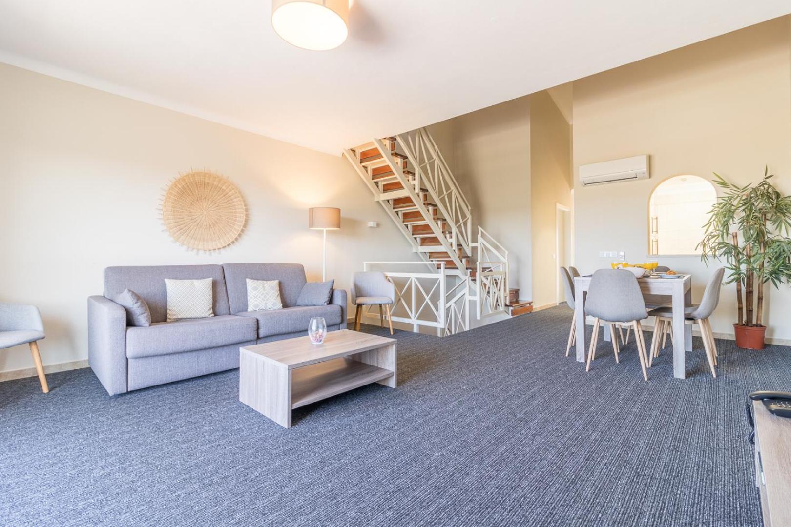 Maisonette-Apartment mit 1 Schlafzimmer und Balkon