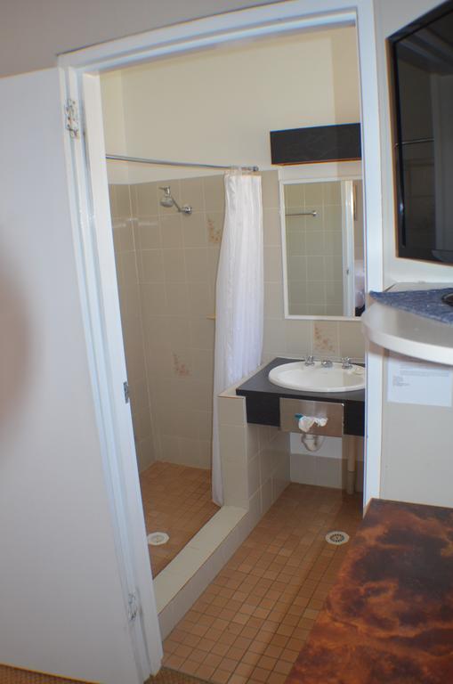 Double Room,330176194:JPEG