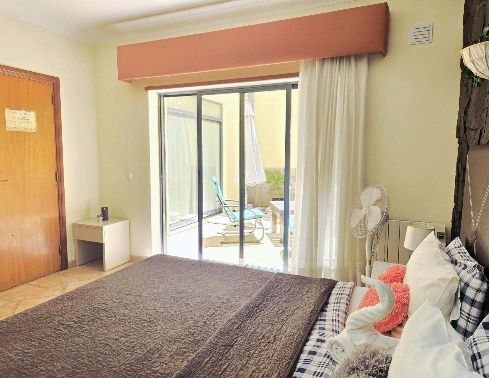 Double Room Private Bathroom