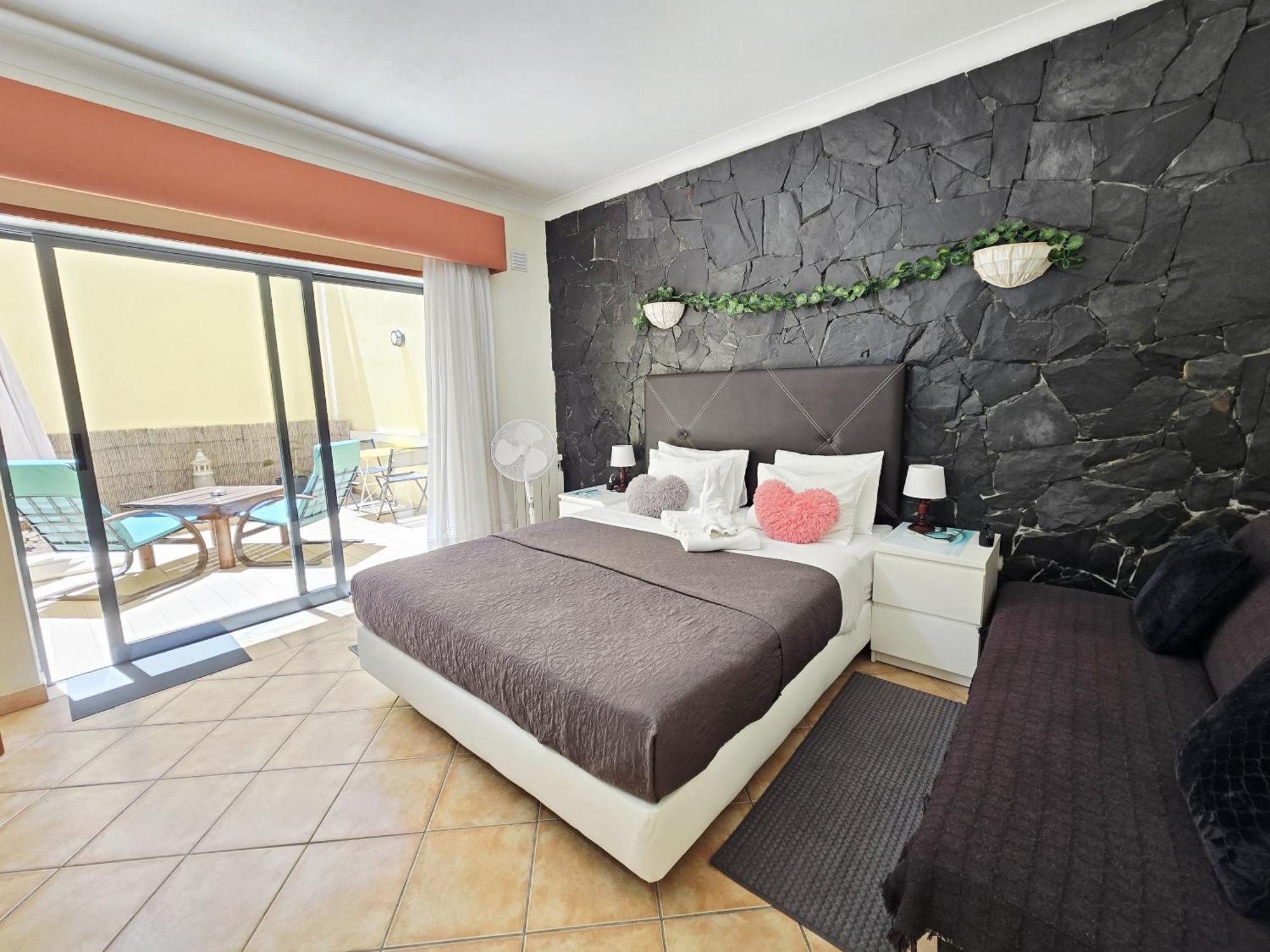 Double Room Private Bathroom