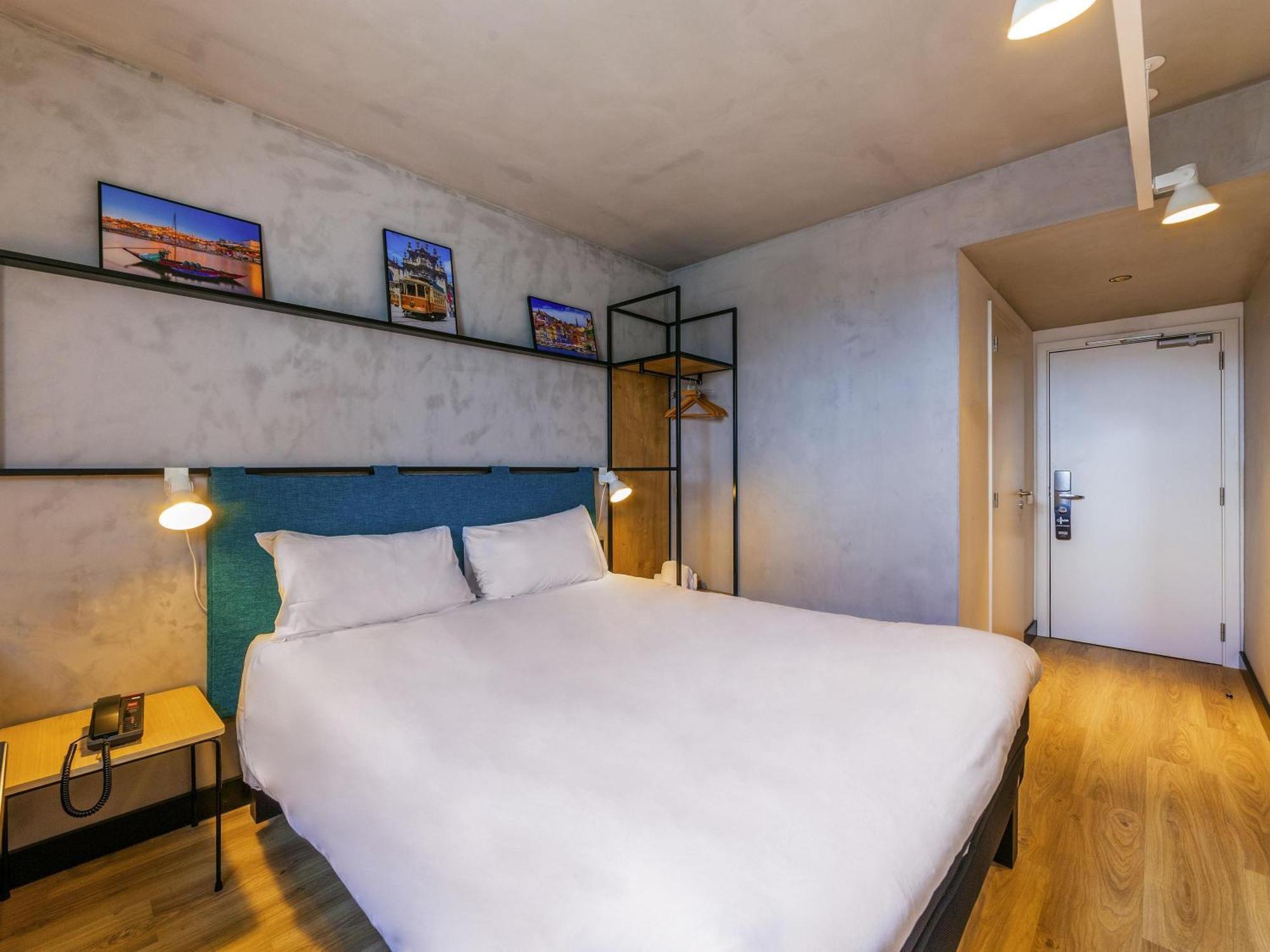 Suíte com Cama Queen-size e Sofá-cama