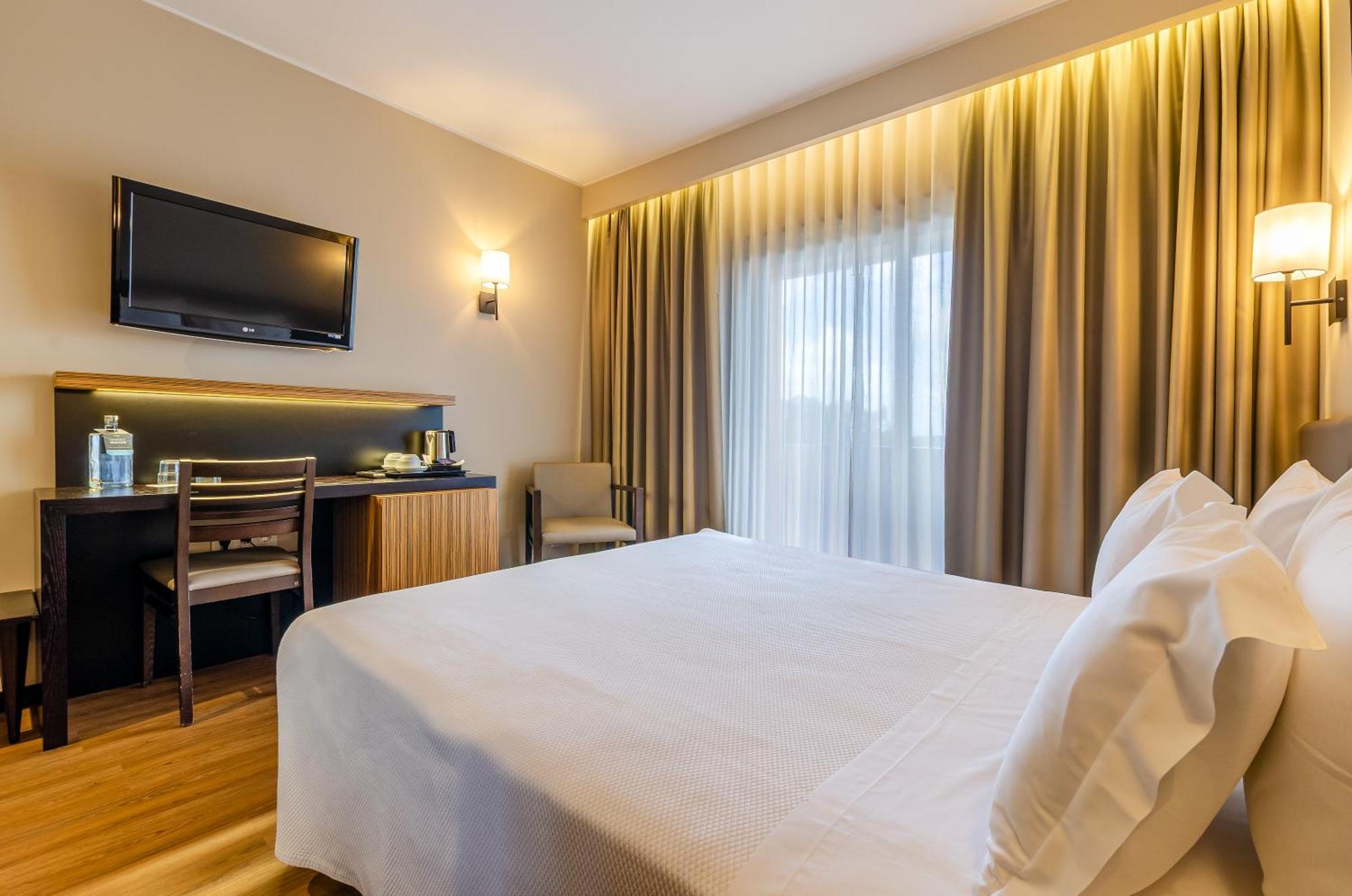 Superior Double Room,1742661599:JPEG