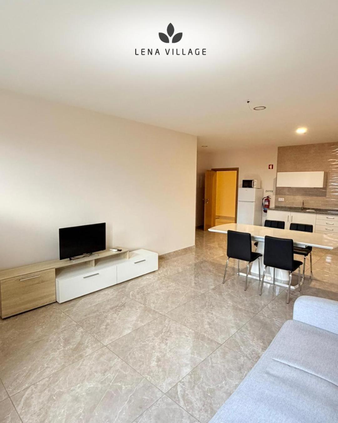 Apartamento com Vista Piscina